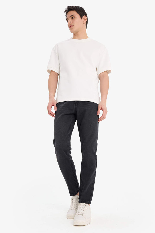 90's Slim Fit Skinny Leg Jeans Main Image