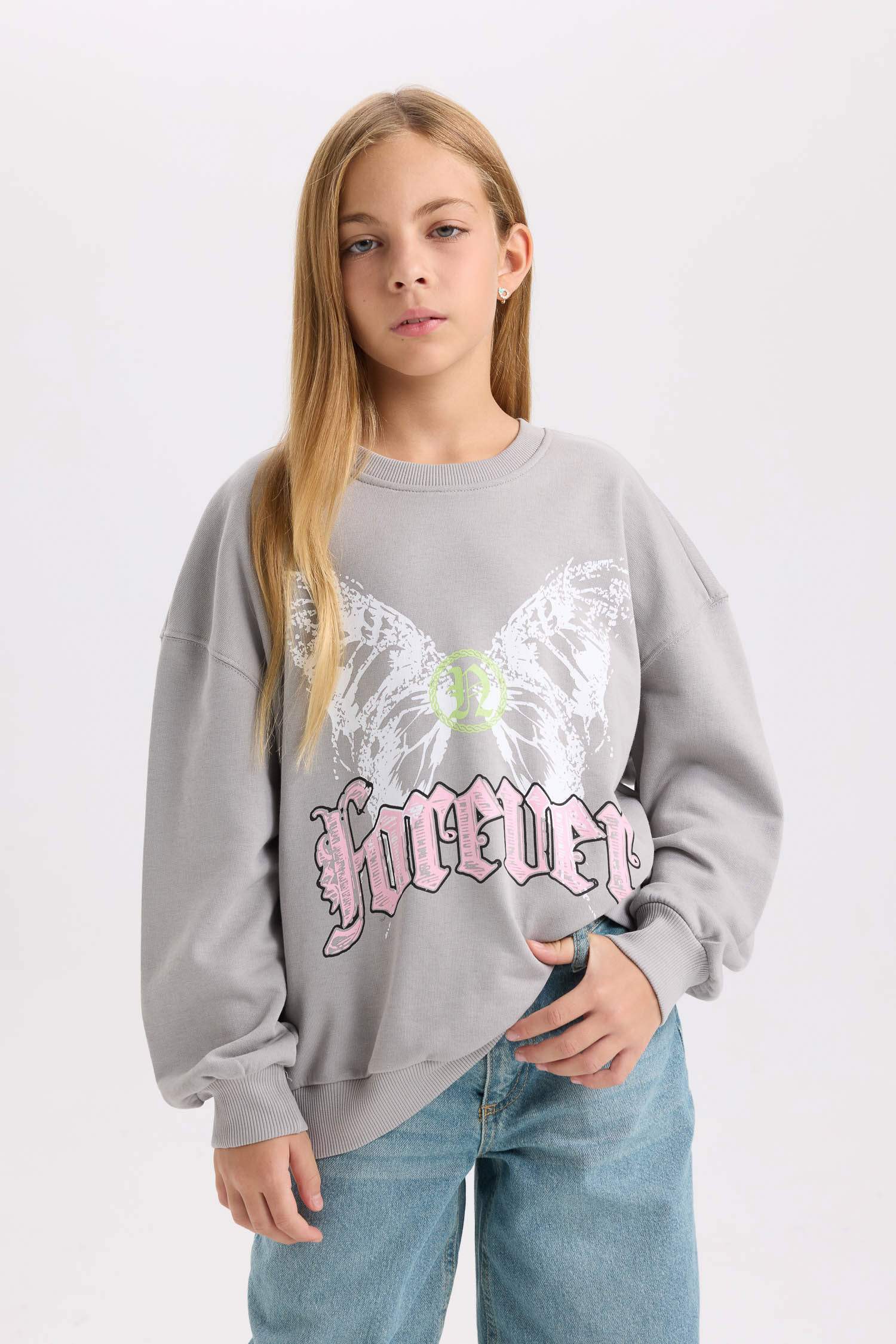 Girls Gray Oversize Wide Pattern Crew Neck Back Printed Sweatshirt