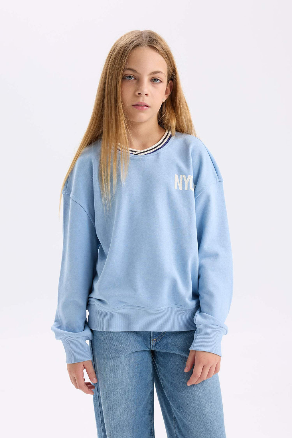 Girls Relax Fit V-Neck Printed Sweatshirt