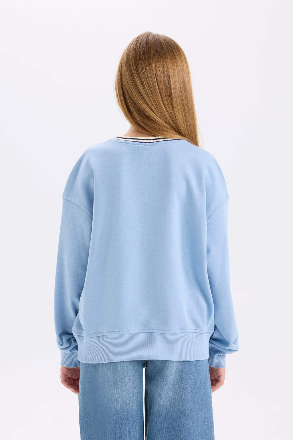 Girls Relax Fit V-Neck Printed Sweatshirt