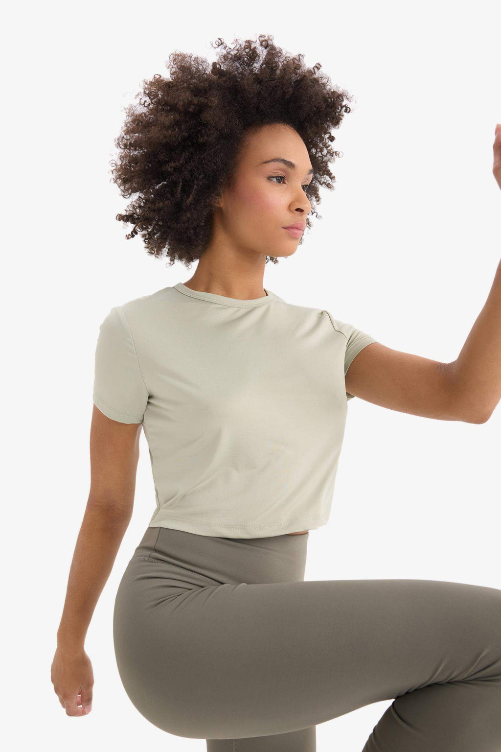 DeFactoFit Crew Neck Basic Sports Crop Top T-Shirt