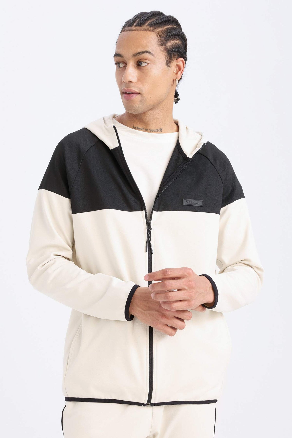 DeFactoFit Standard Fit Hooded Scuba Diving Fabric Sports Zippered Sweatshirt