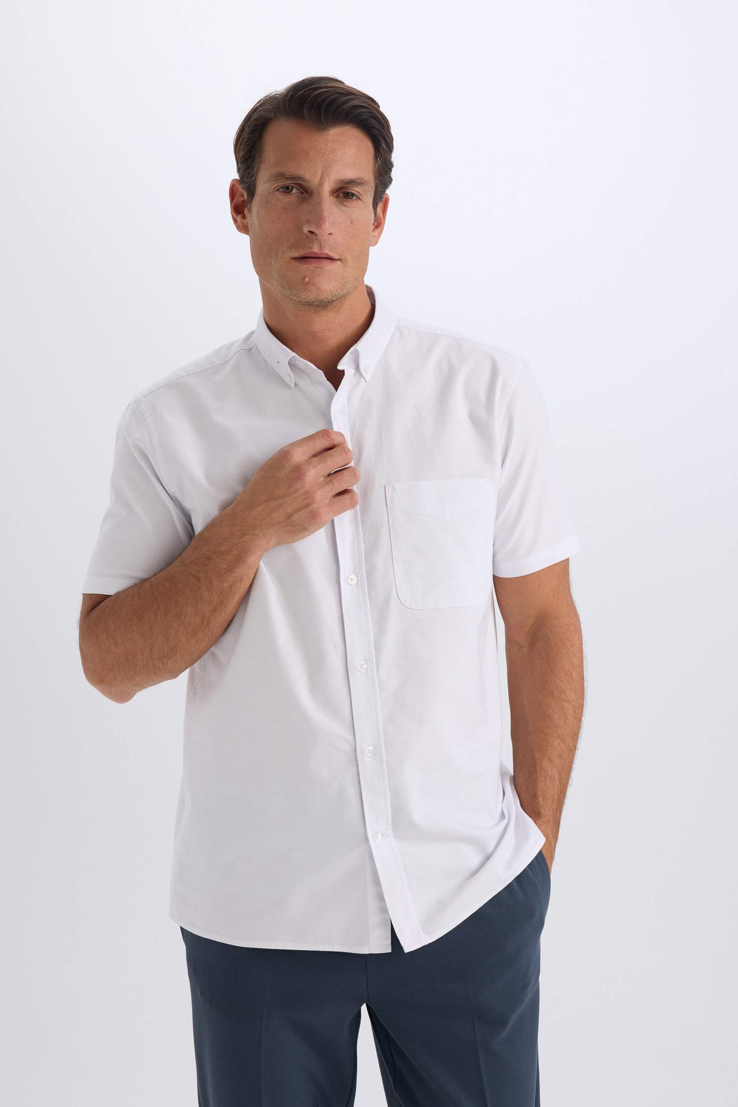 Regular Fit Polo Collar Oxford Short Sleeve Shirt