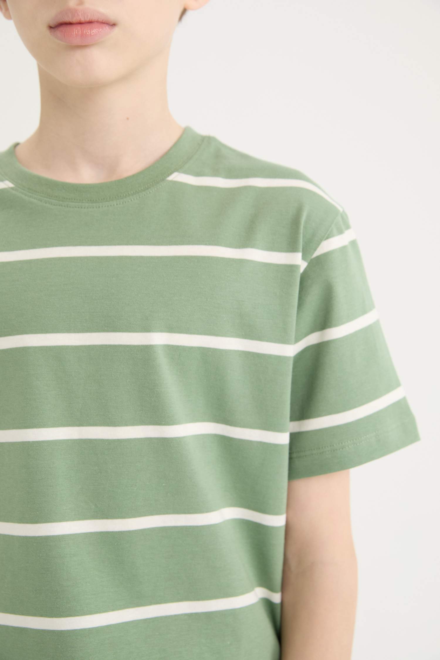 Boy Crew Neck Striped T-Shirt