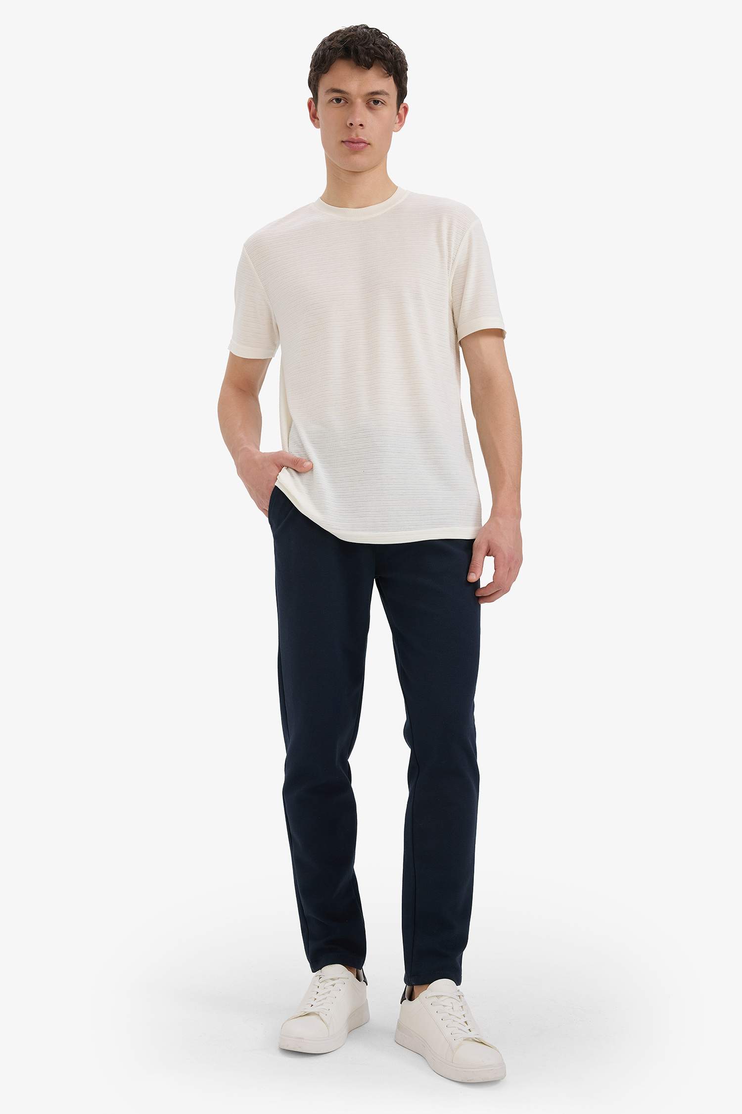 New Regular Fit Crew Neck T-Shirt