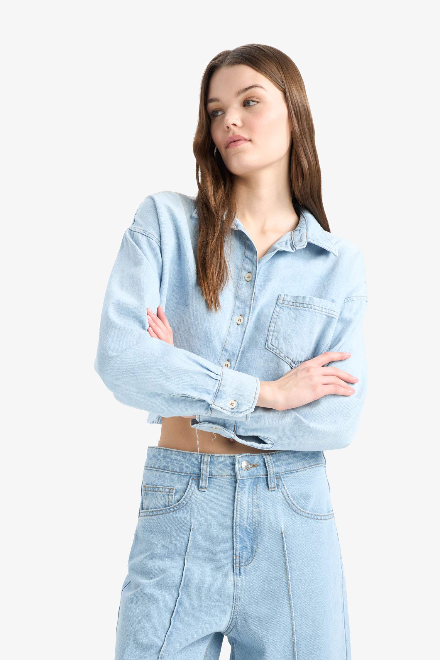 Cropped Fit Cut-Off Soft Jean Shirt