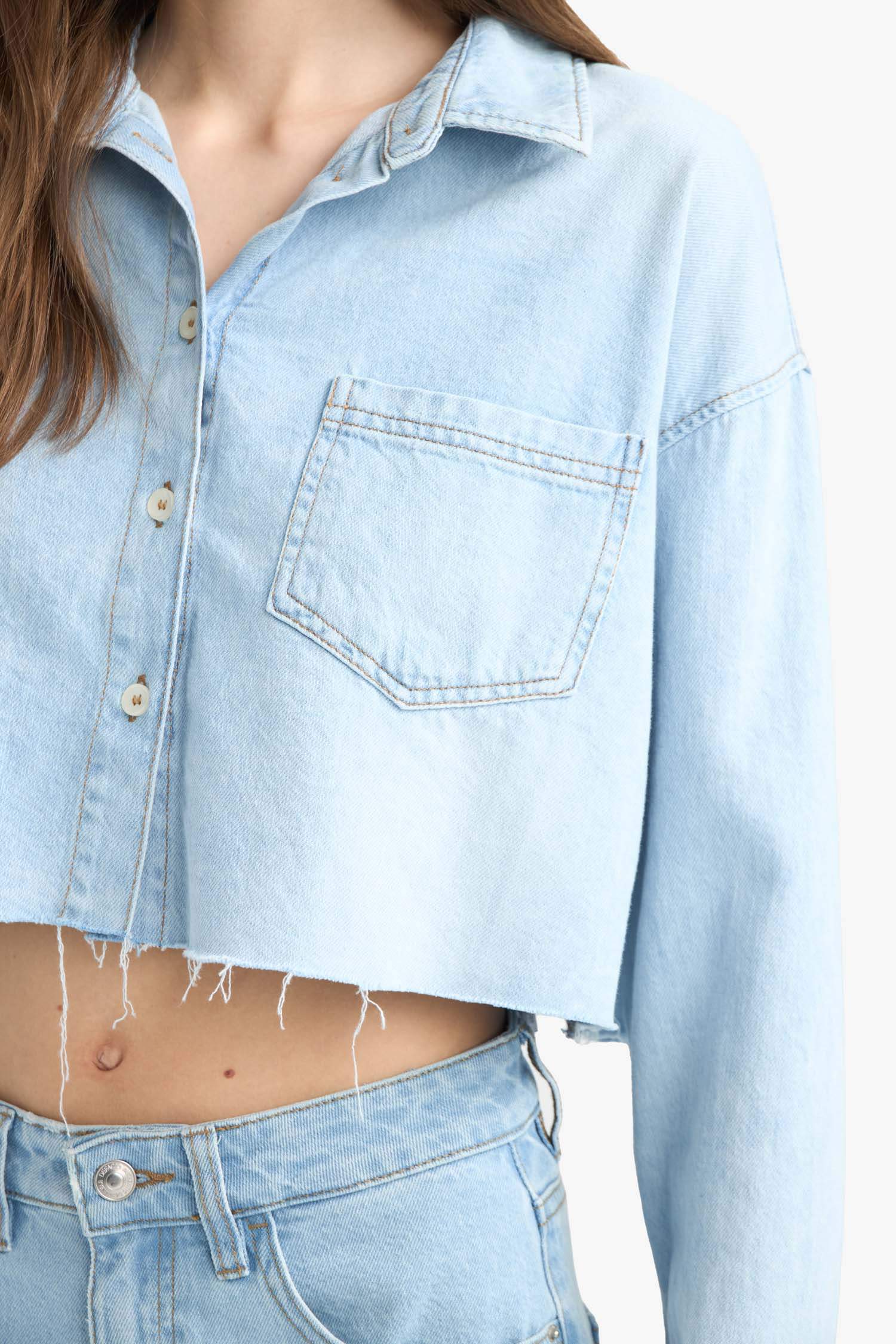 Cropped Fit Cut-Off Soft Jean Shirt
