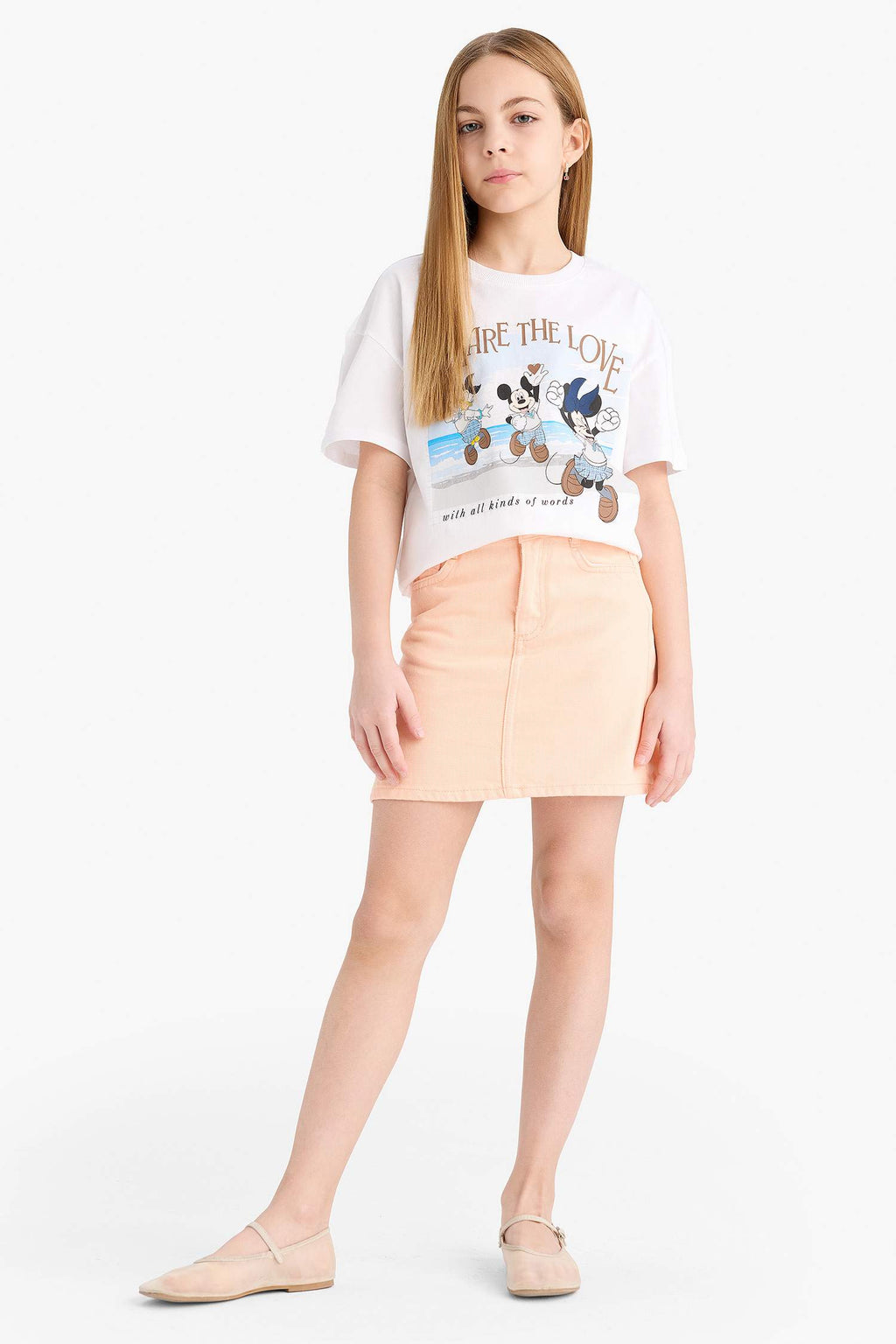 Girl Disney Mickey Mouse &Friends Relax Fit T-Shirt