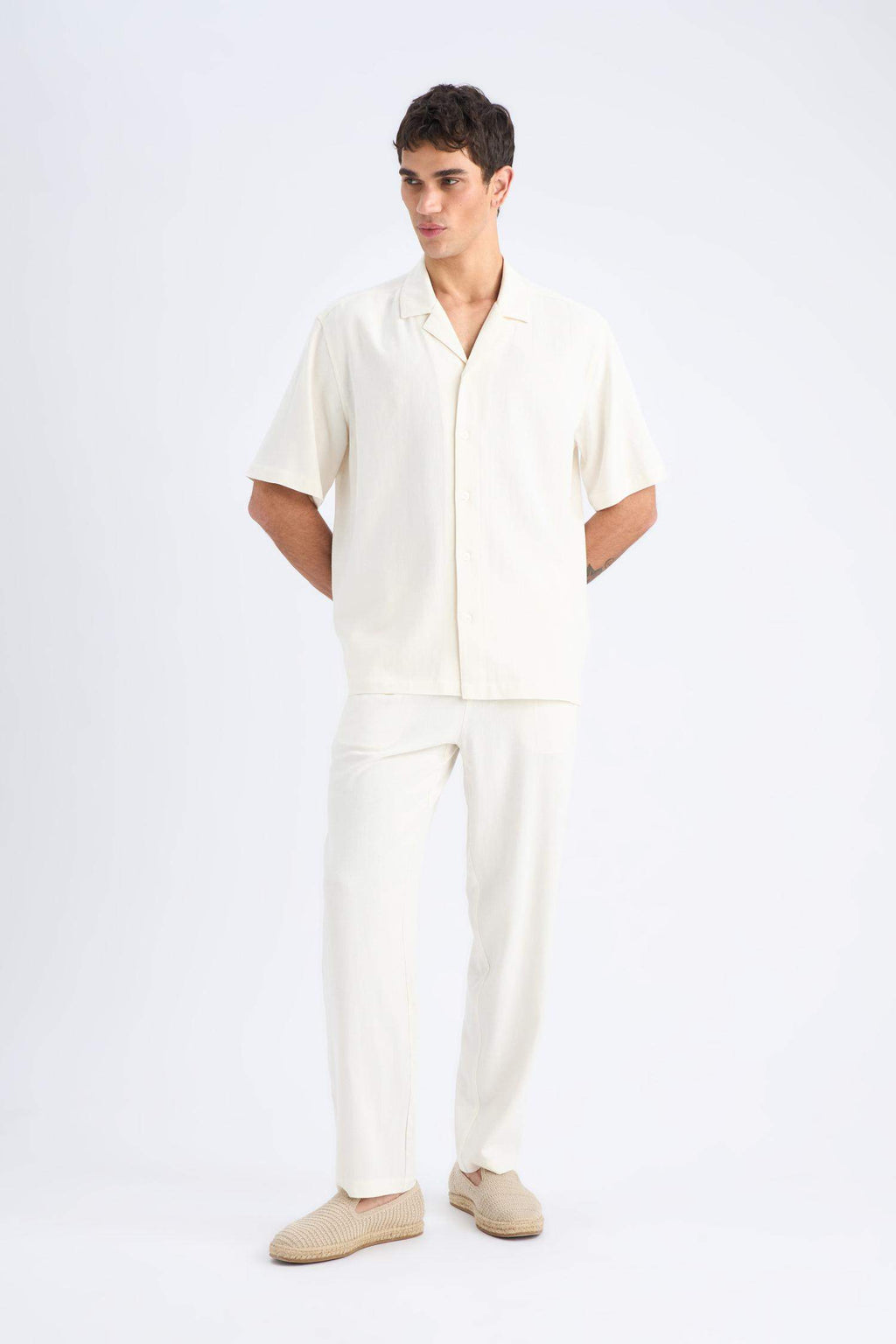 Relax-Fit Polo-Neck Cotton Summer Short-Sleeve Shirt