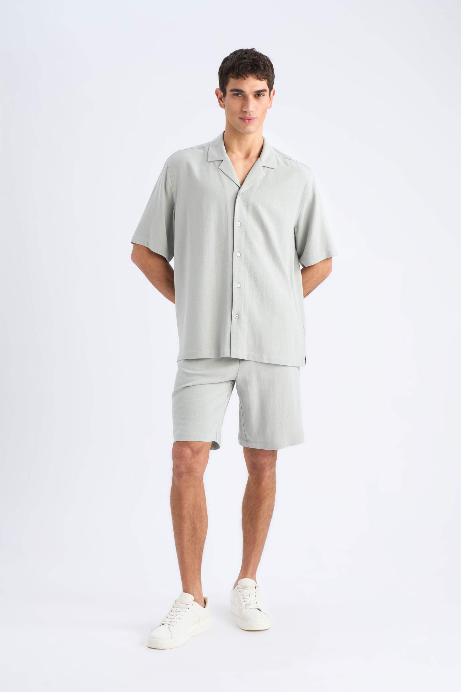 Relax-Fit Polo-Neck Cotton Summer Short-Sleeve Shirt