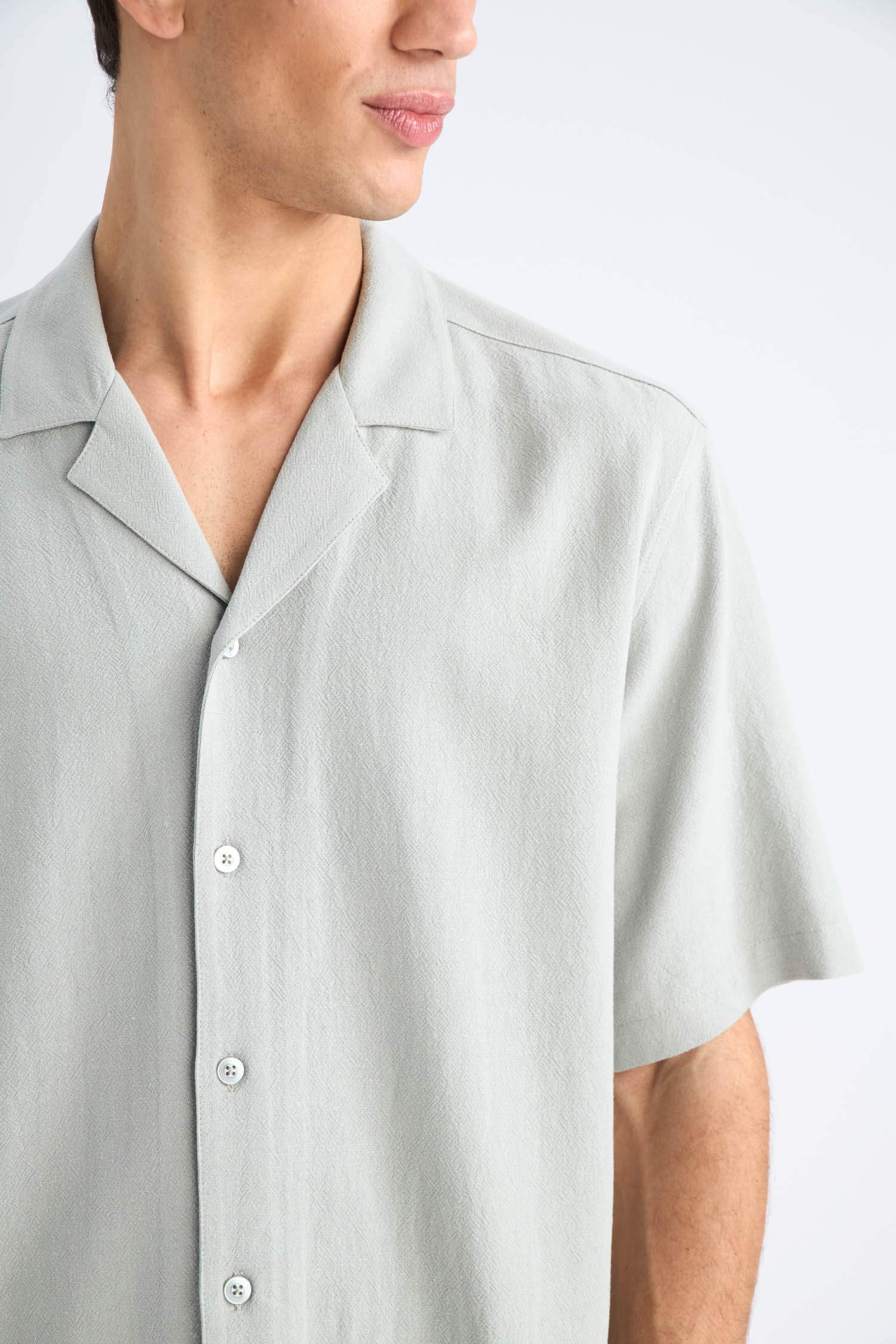 Relax-Fit Polo-Neck Cotton Summer Short-Sleeve Shirt