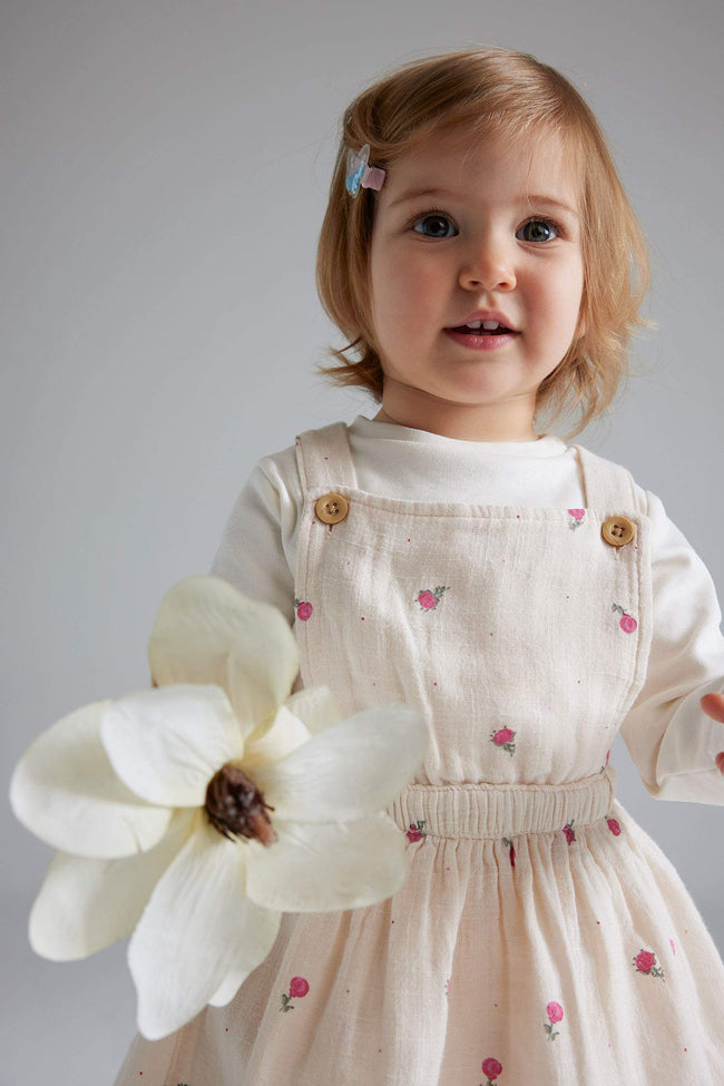 Girl Baby 3 Set Muslin Floral Long Sleeve T-shirt Salopet Dress Pantyhose Hover Image