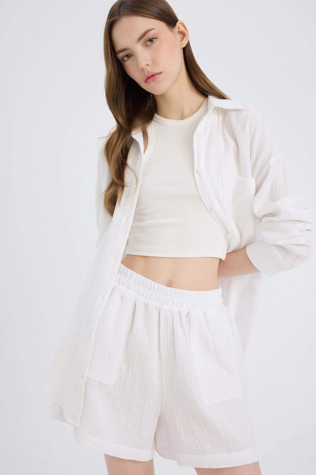 Regular Fit Muslin Elastic Band Short Leg Shorts