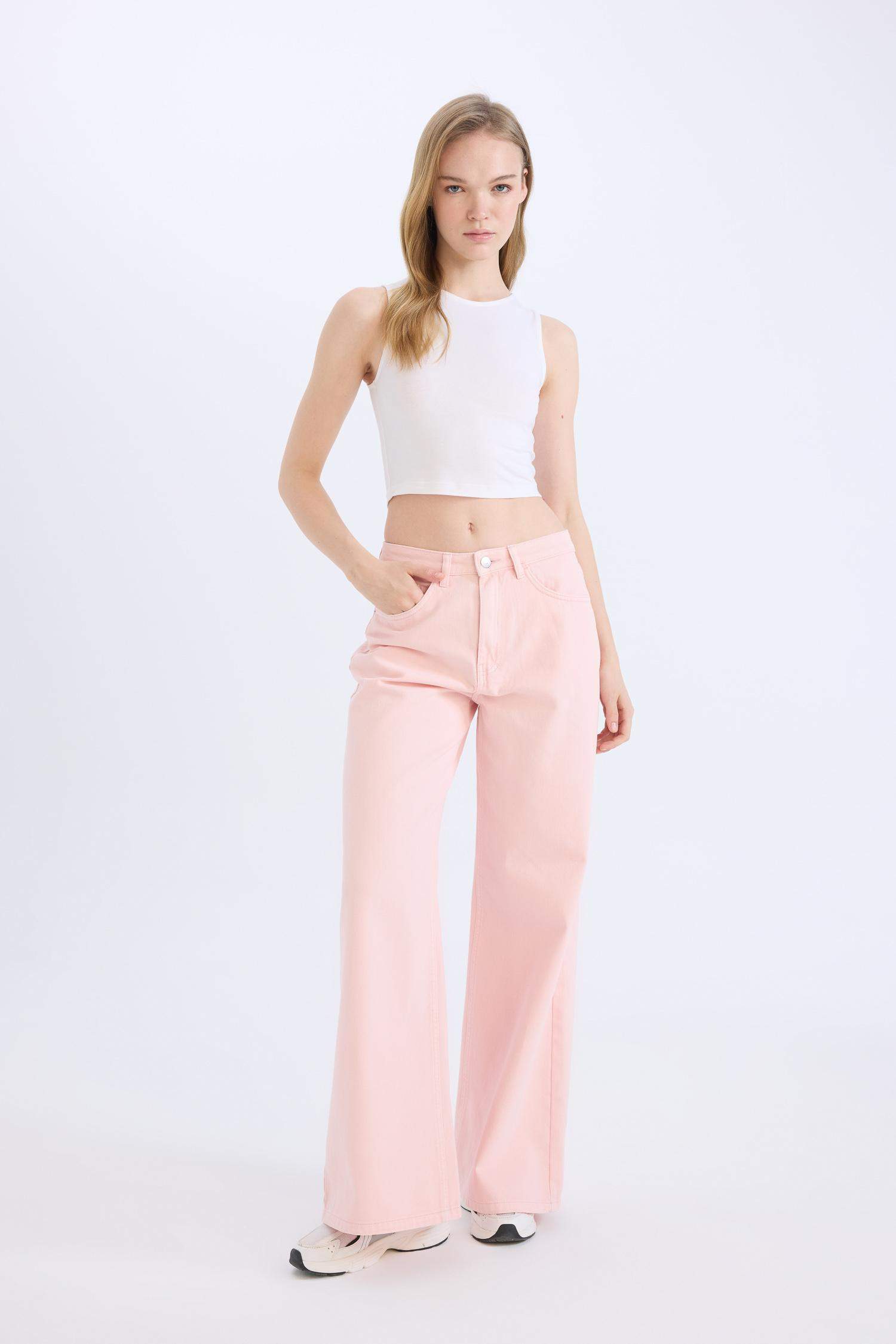 Slim Fit Halter Collar Tank Top