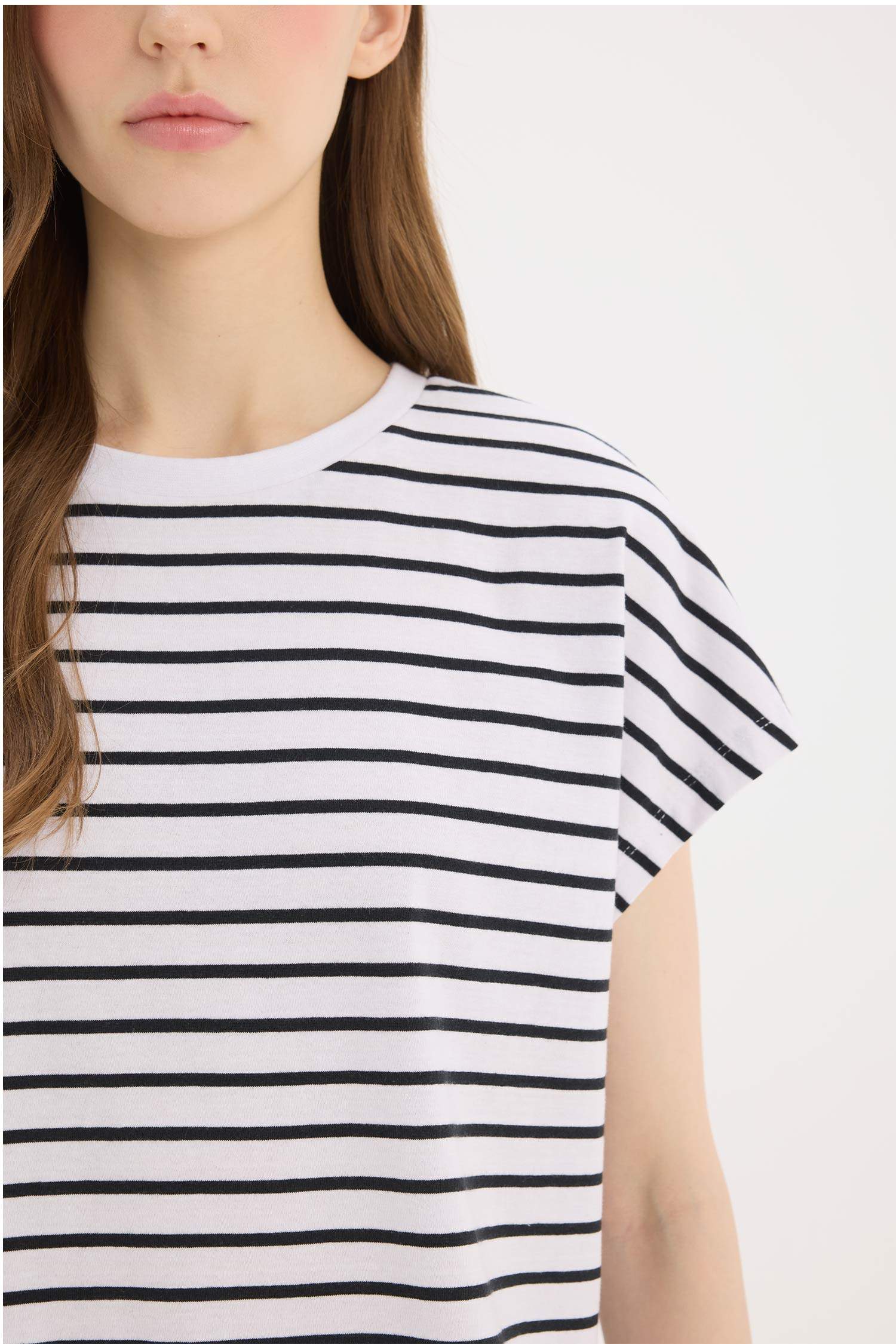 Regular Fit Crew Neck Short Sleeve T-Shirt