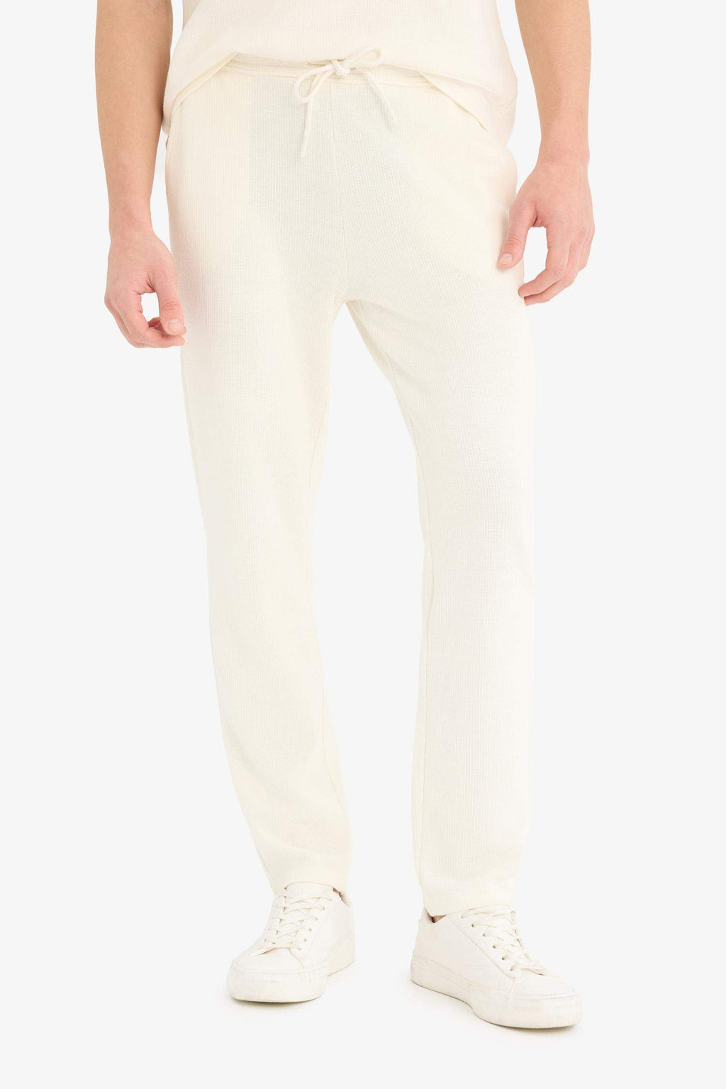 Regular Fit Track Bottom Waisted Lace-Up Pocket Detailed Flat Leg