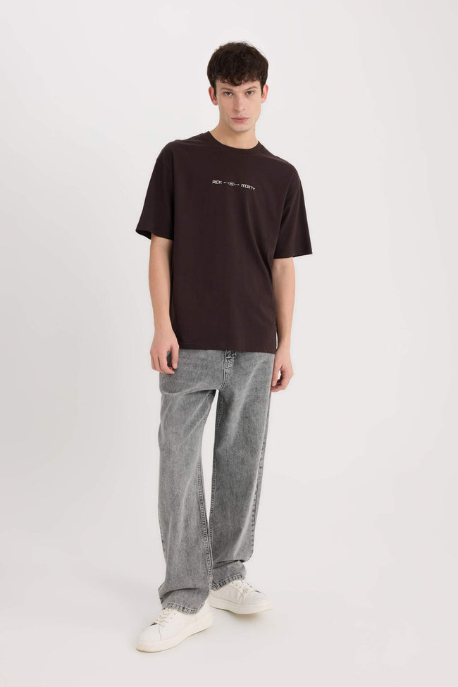 Boxy Fit Rick and Morty Licensed Crew Neck T-Shirt Main Image