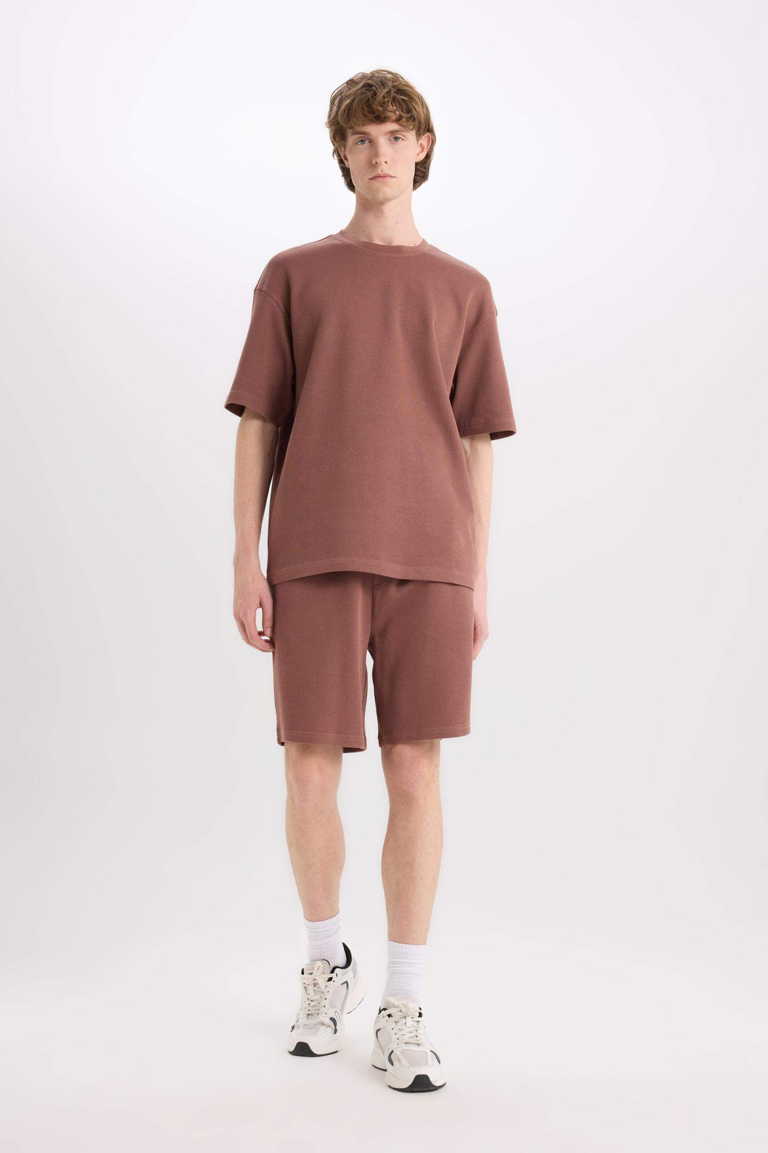 100% Cotton Boxy Fit Crew Neck Short Sleeve T-Shirt