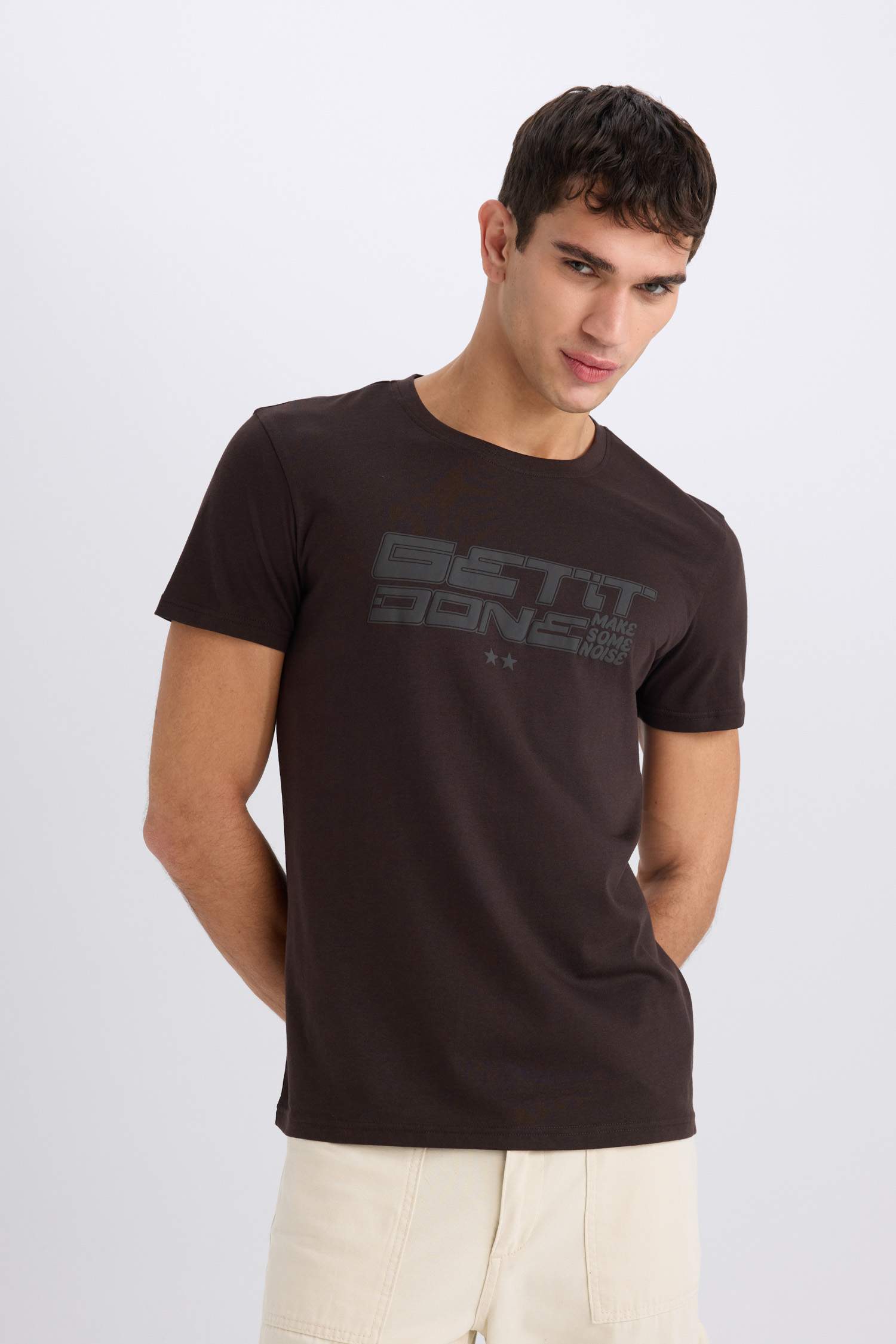 Slim Fit Crew Neck Printed Short Sleeve T-Shirt
