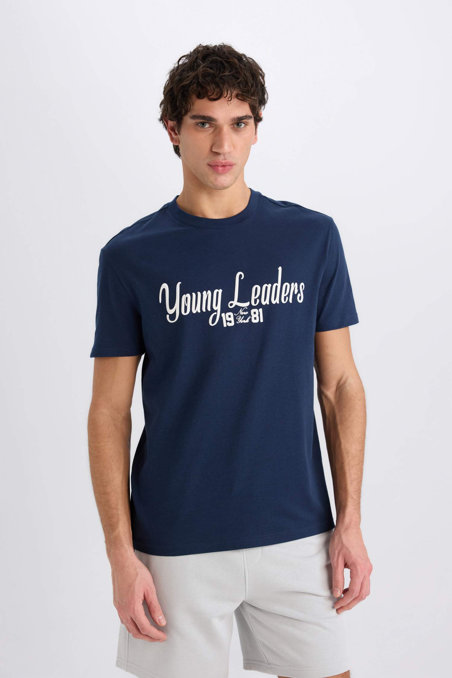 100% Cotton Regular Fit Crew Neck Printed Short Sleeve T-Shirt