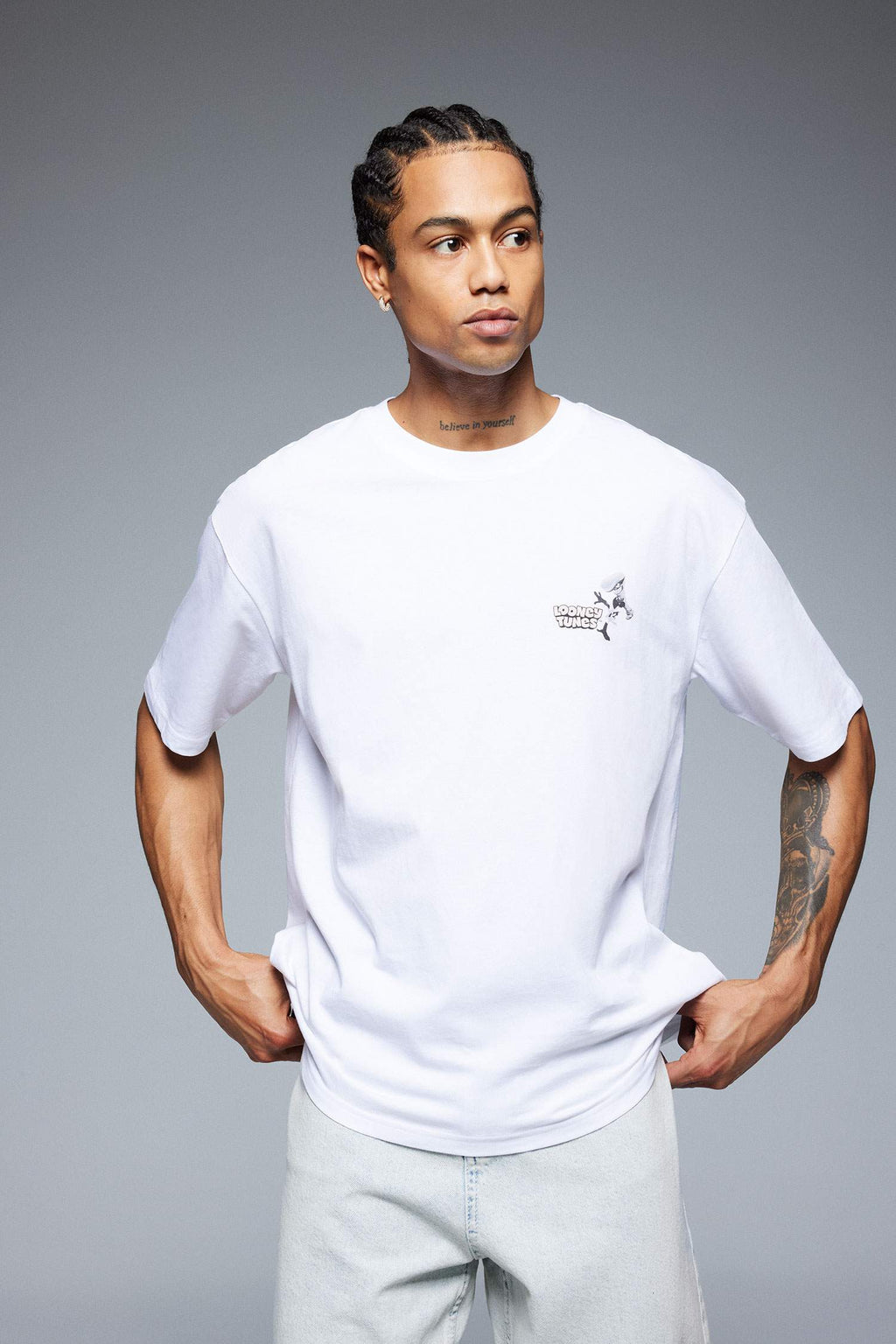 Boxy Fit Looney Tunes Licensed Crew Neck Printed T-Shirt