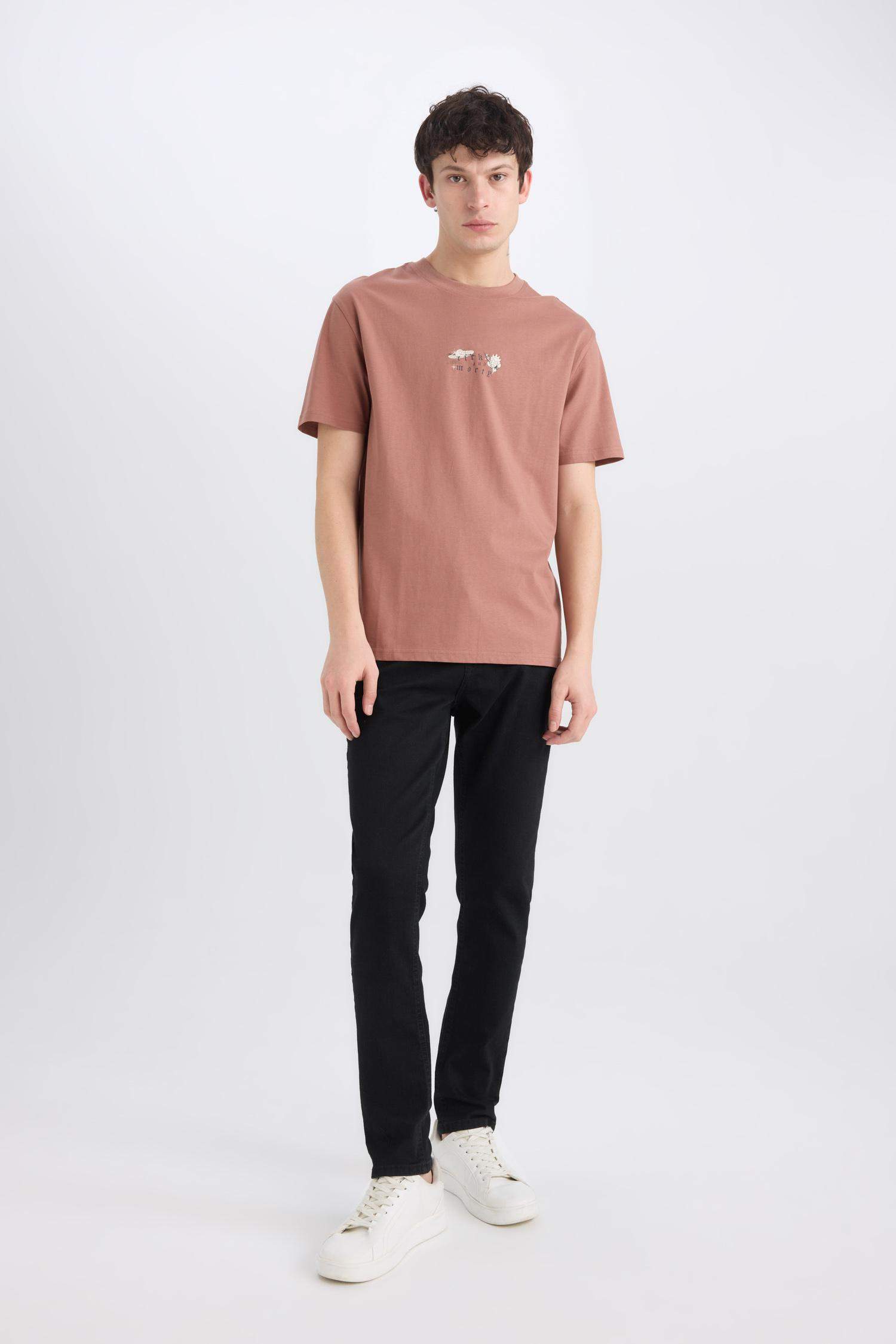 Regular Fit Rick and Morty Licensed Crew Neck Printed T-Shirt