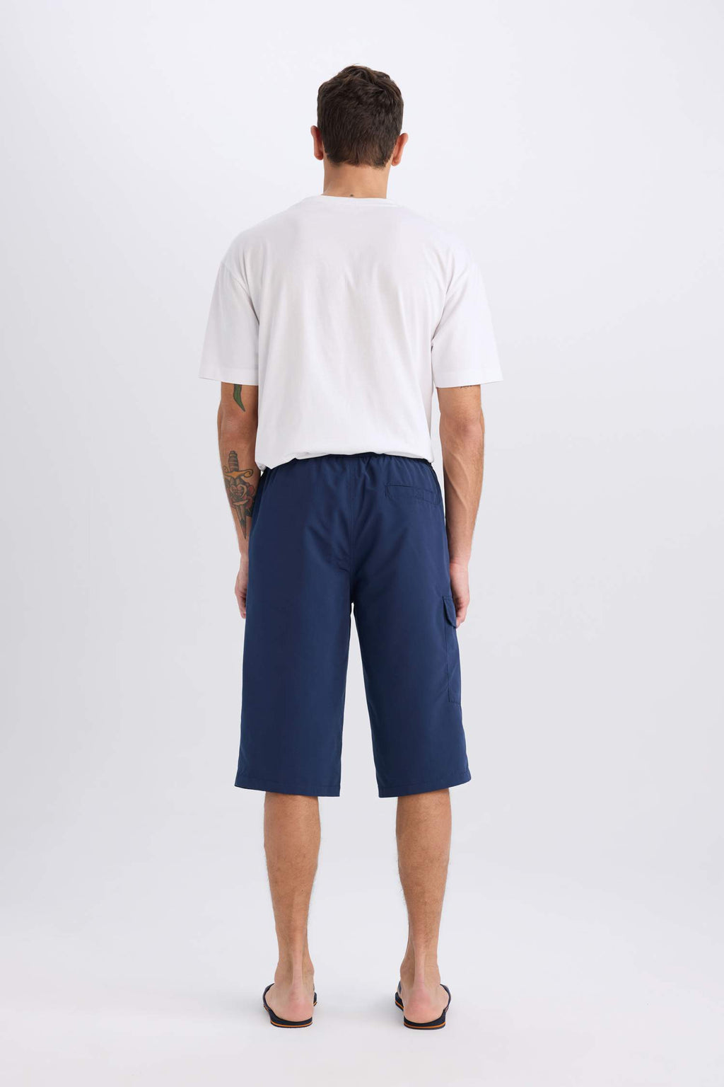 Long Fit Mesh Lined Long Length Cargo Pocket Swim Shorts