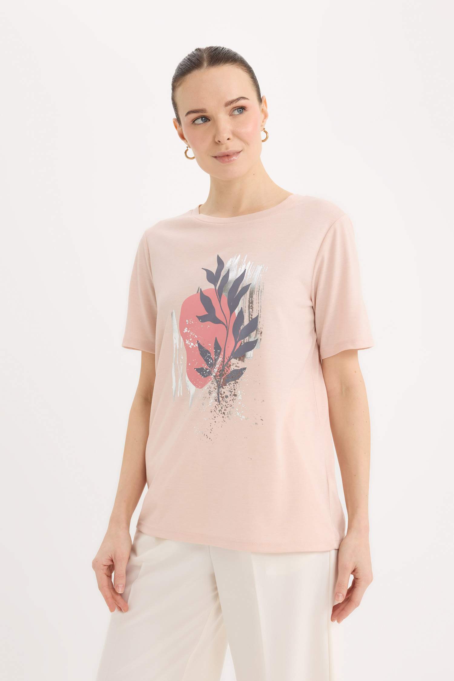 Regular Fit Crew Neck Short Sleeve T-Shirt