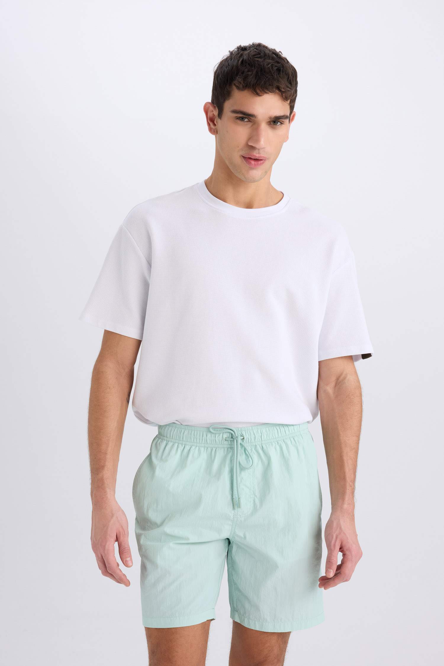 Regular Fit Mesh Lined Above Knee Swim Shorts