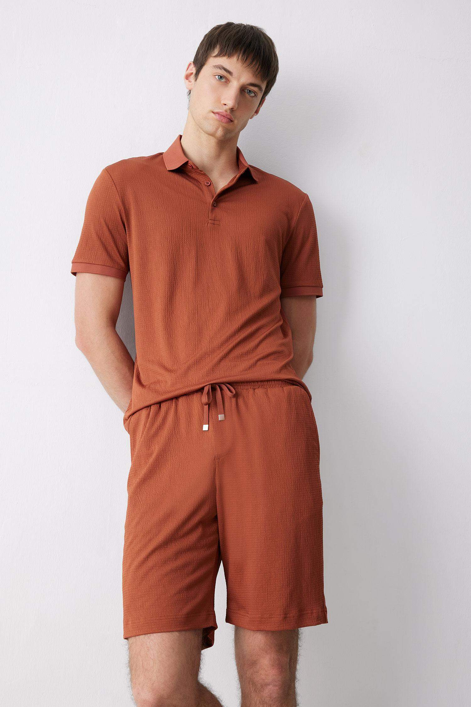 Regular Fit All-Direction Stretch Crinkle Bermuda Shorts