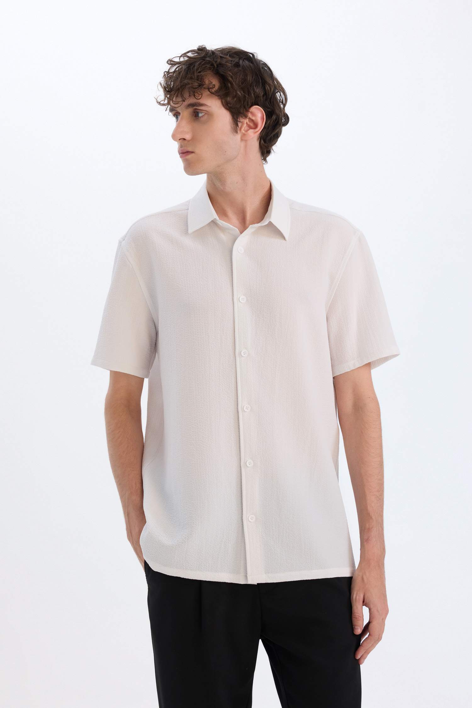 Regular Fit Crinkle Summer Short Sleeve White Shirt