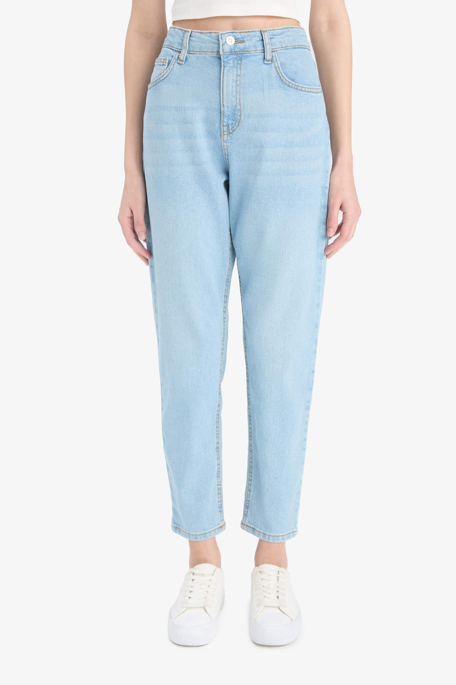 Comfort Mom Fit High Waist Short Leg Jeans