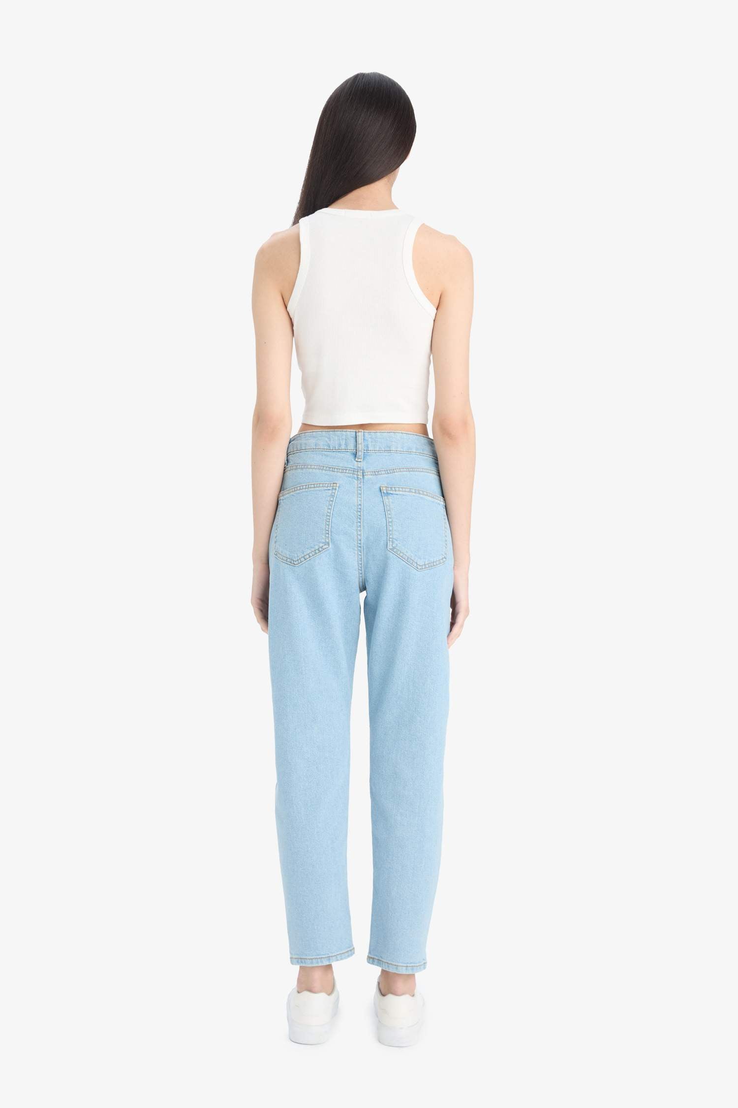 Comfort Mom Fit High Waist Short Leg Jeans