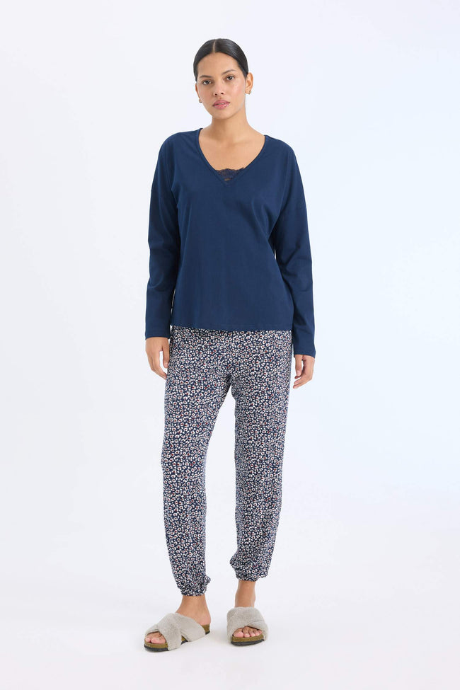 Pajama Set: Long-sleeved top, patterned long bottoms Hover Image