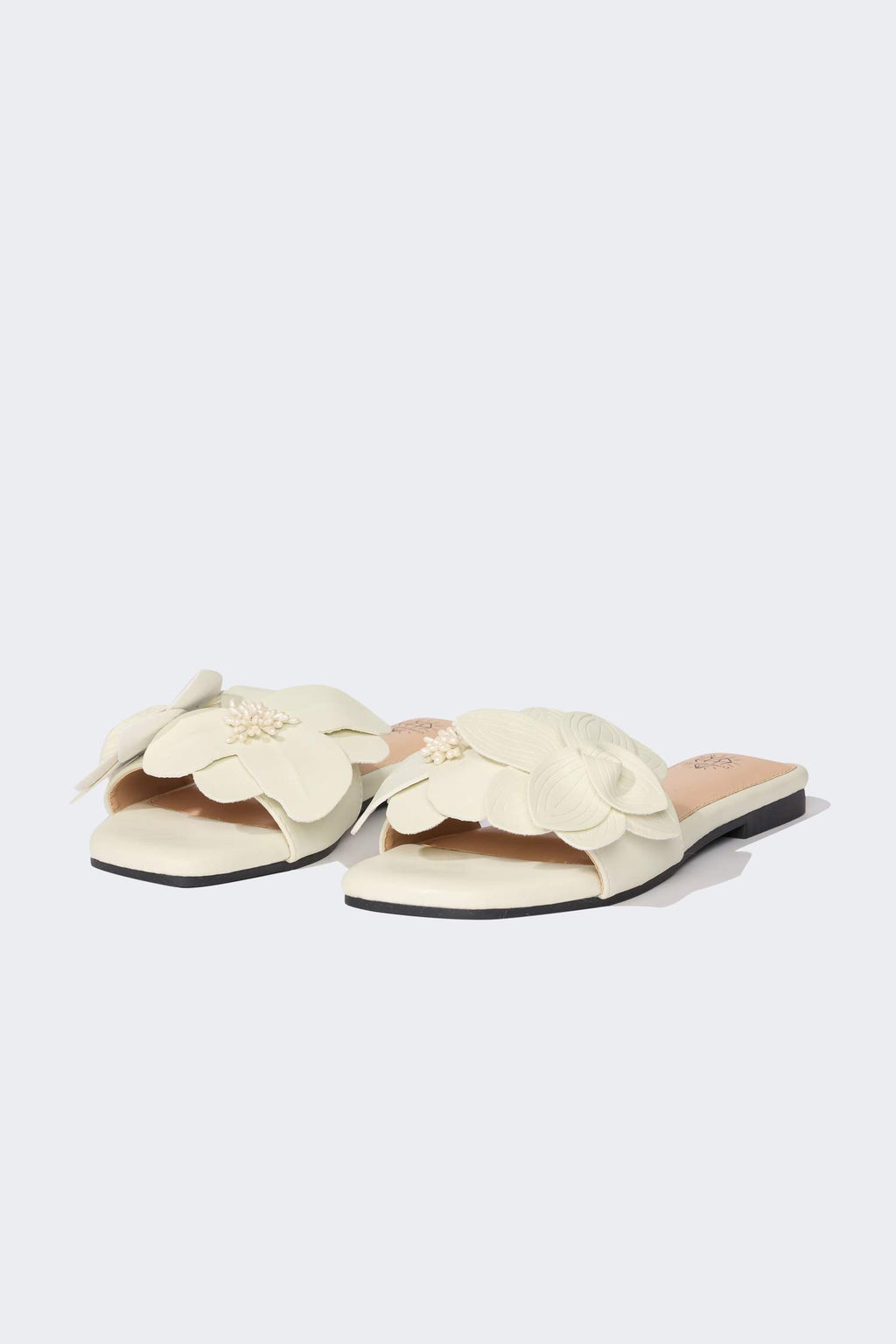 Woman Flat Sole Faux Leather Slippers