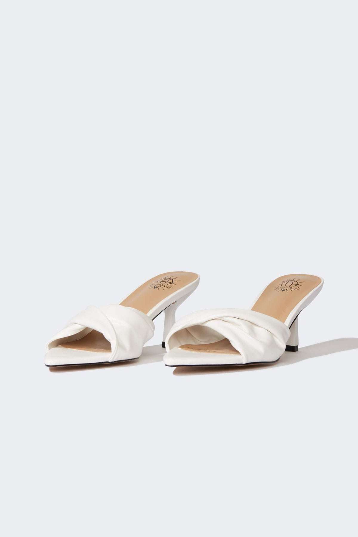 Woman Faux Leather Heeled Slippers