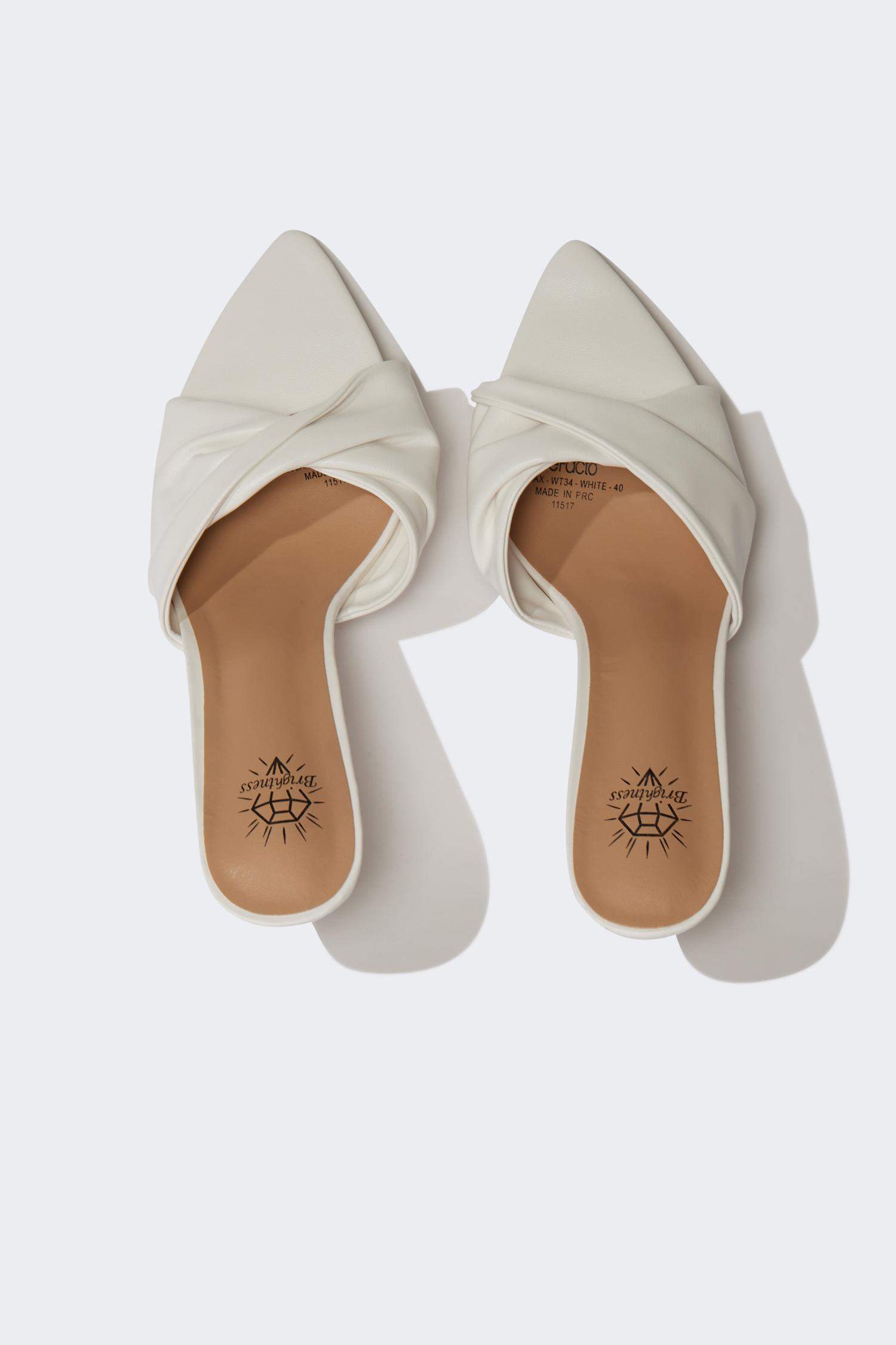 Woman Faux Leather Heeled Slippers