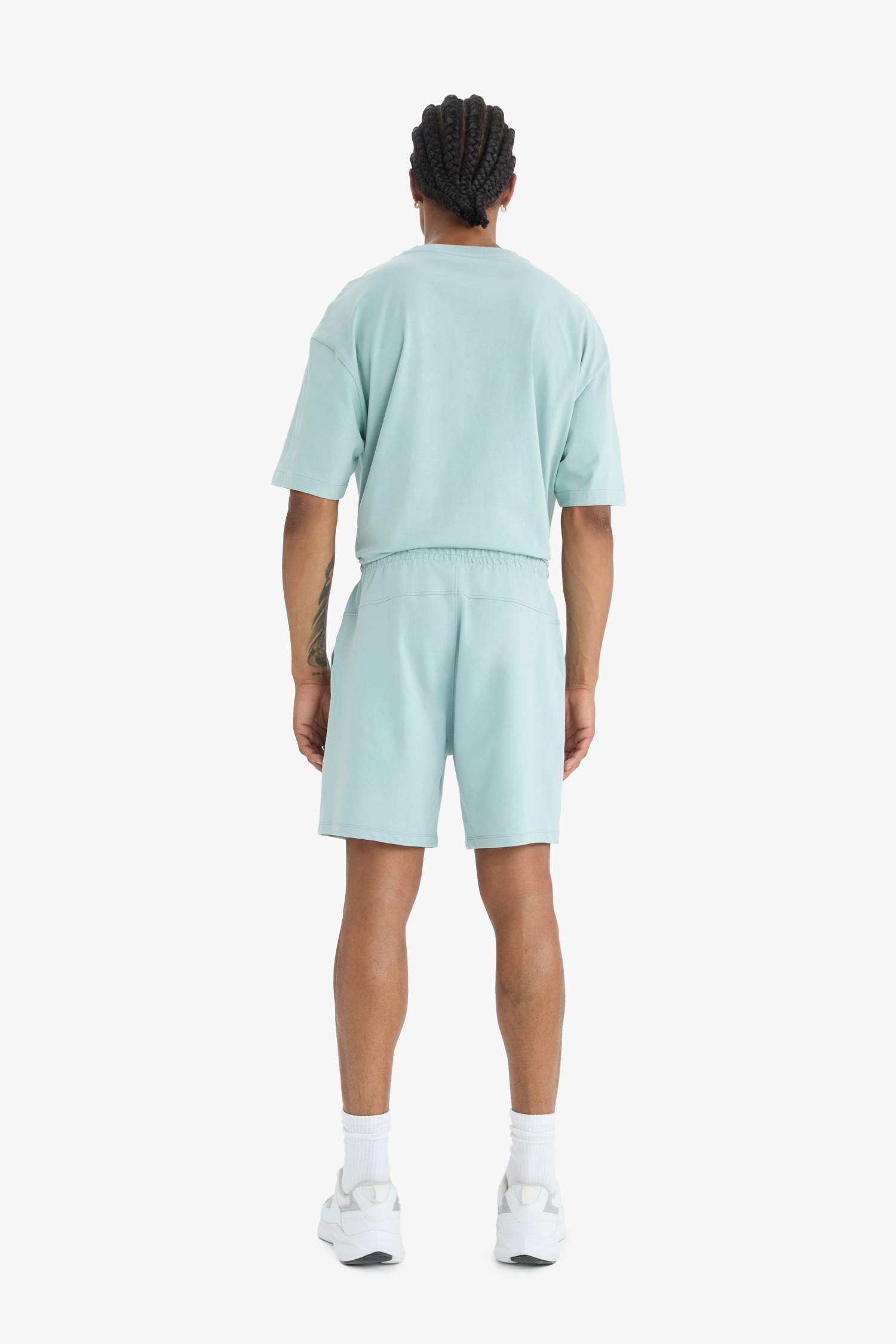 DeFactoFit Standard Fit Sportsman Shorts with Tie Waist and Pocket