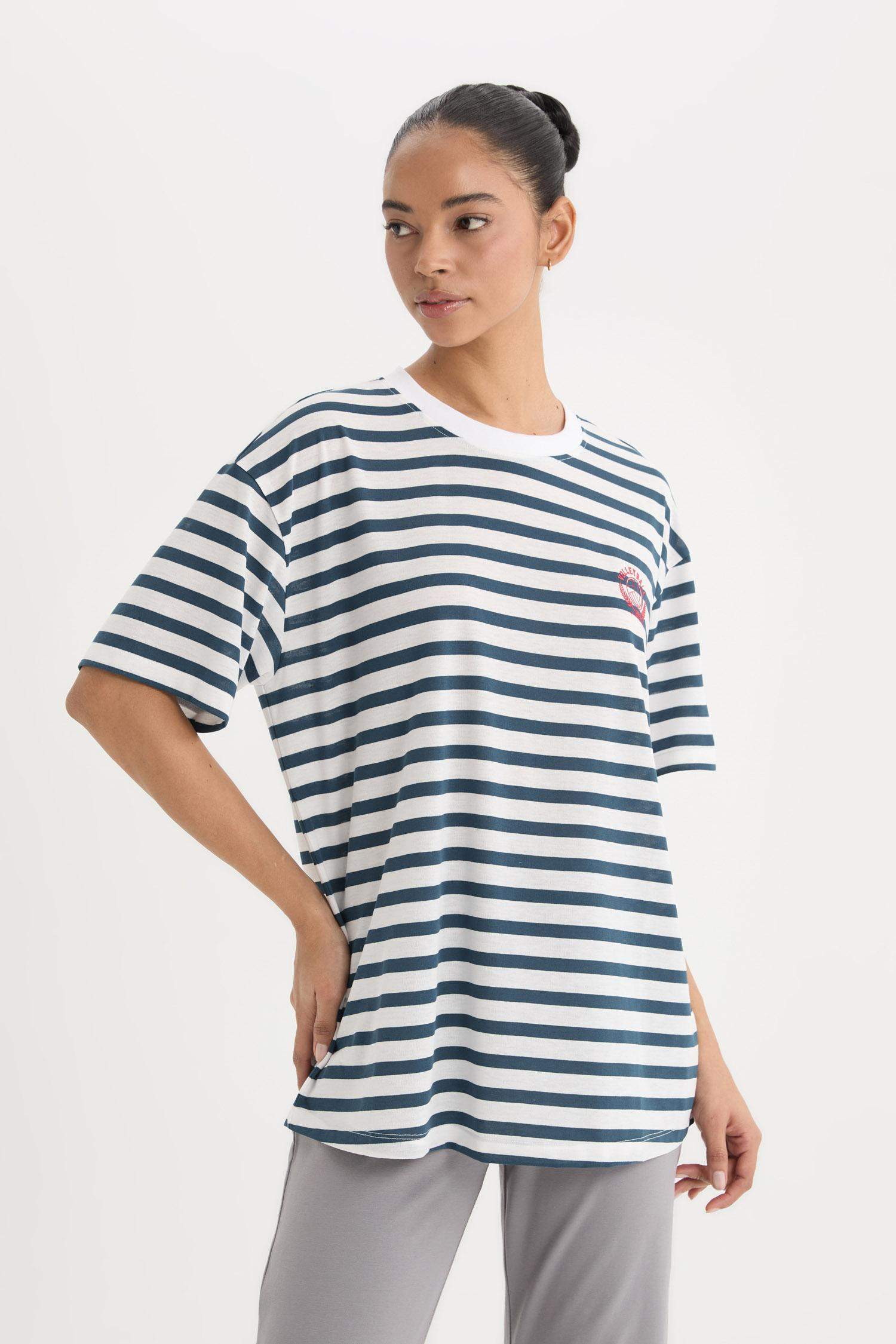 DeFactoFit Oversize Fit Slogan Printed Sports T-Shirt