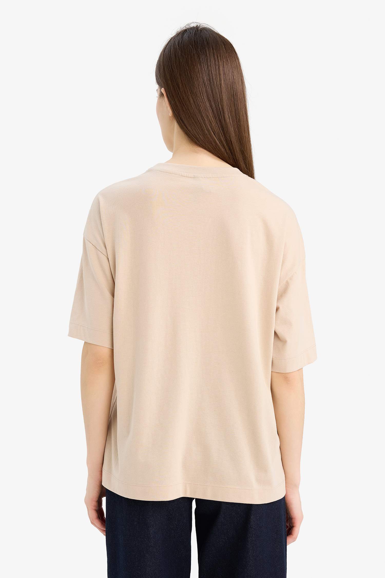 Oversize Fit Crew Neck Short Sleeve T-Shirt