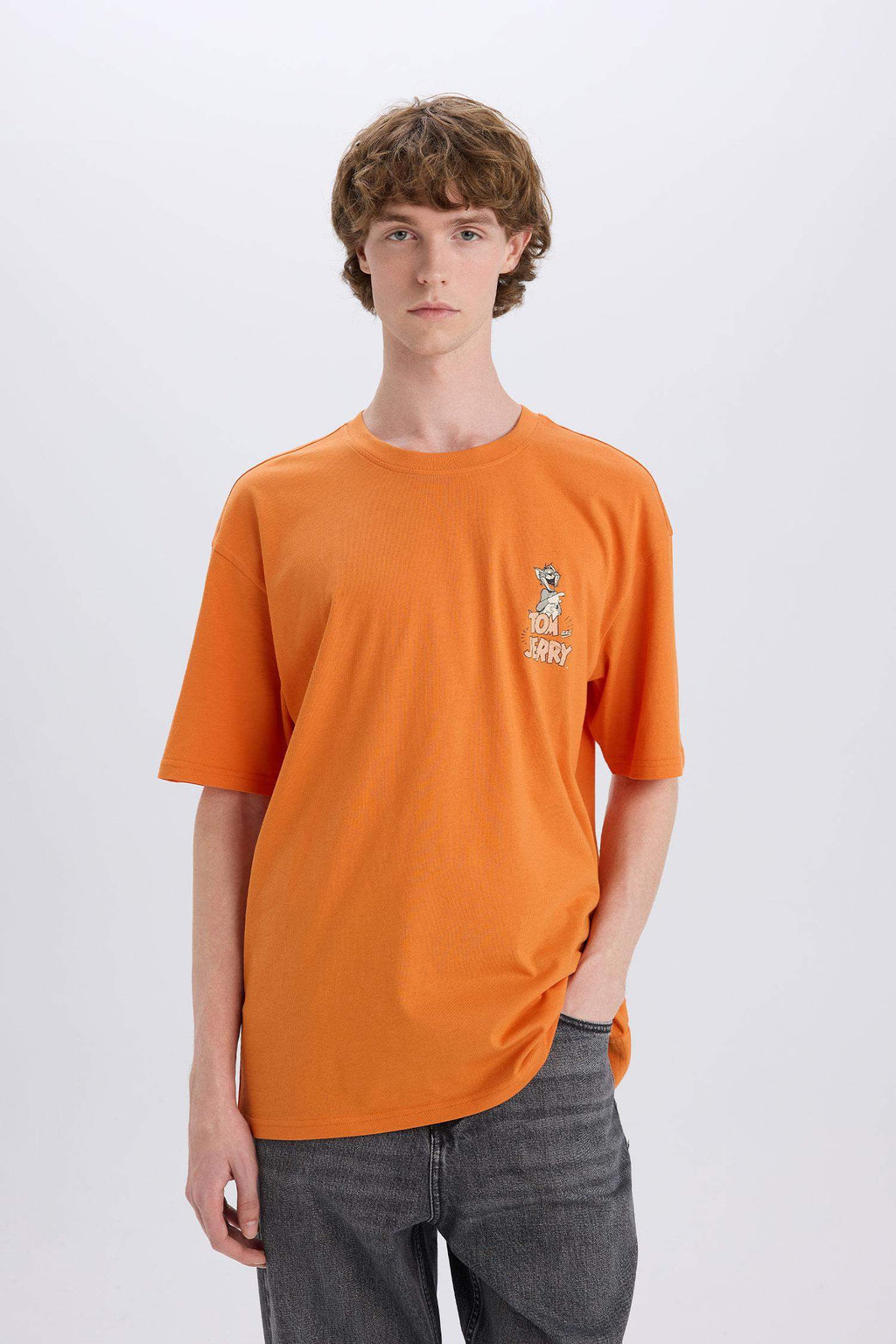 100% Cotton Tom & Jerry Boxy Fit Crew Neck Back Printed Short Sleeve T-Shirt