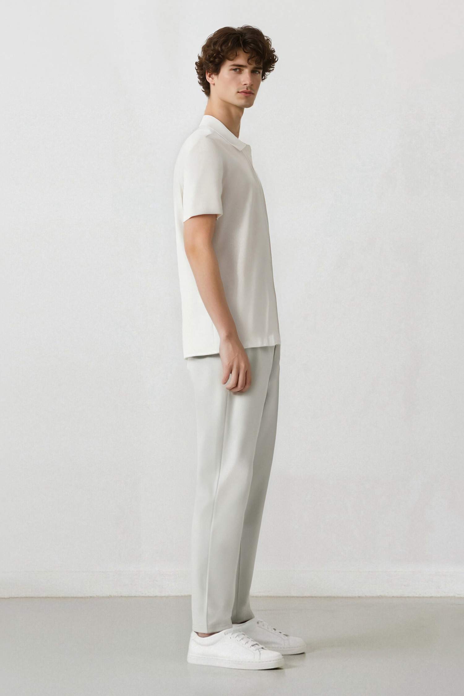 DeFactoFit Slim Fit Slim Cut Standard Leg Flexible Multifunctional Woven Athlete Trousers