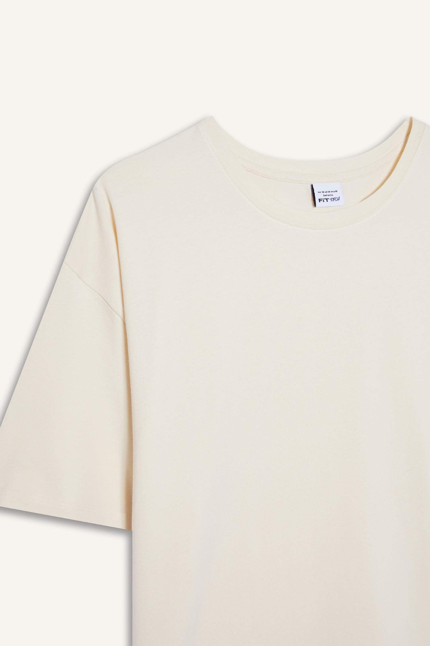 DeFactoFit Comfort Fit Crew Neck Basic Plain Sports Short Sleeve T-Shirt