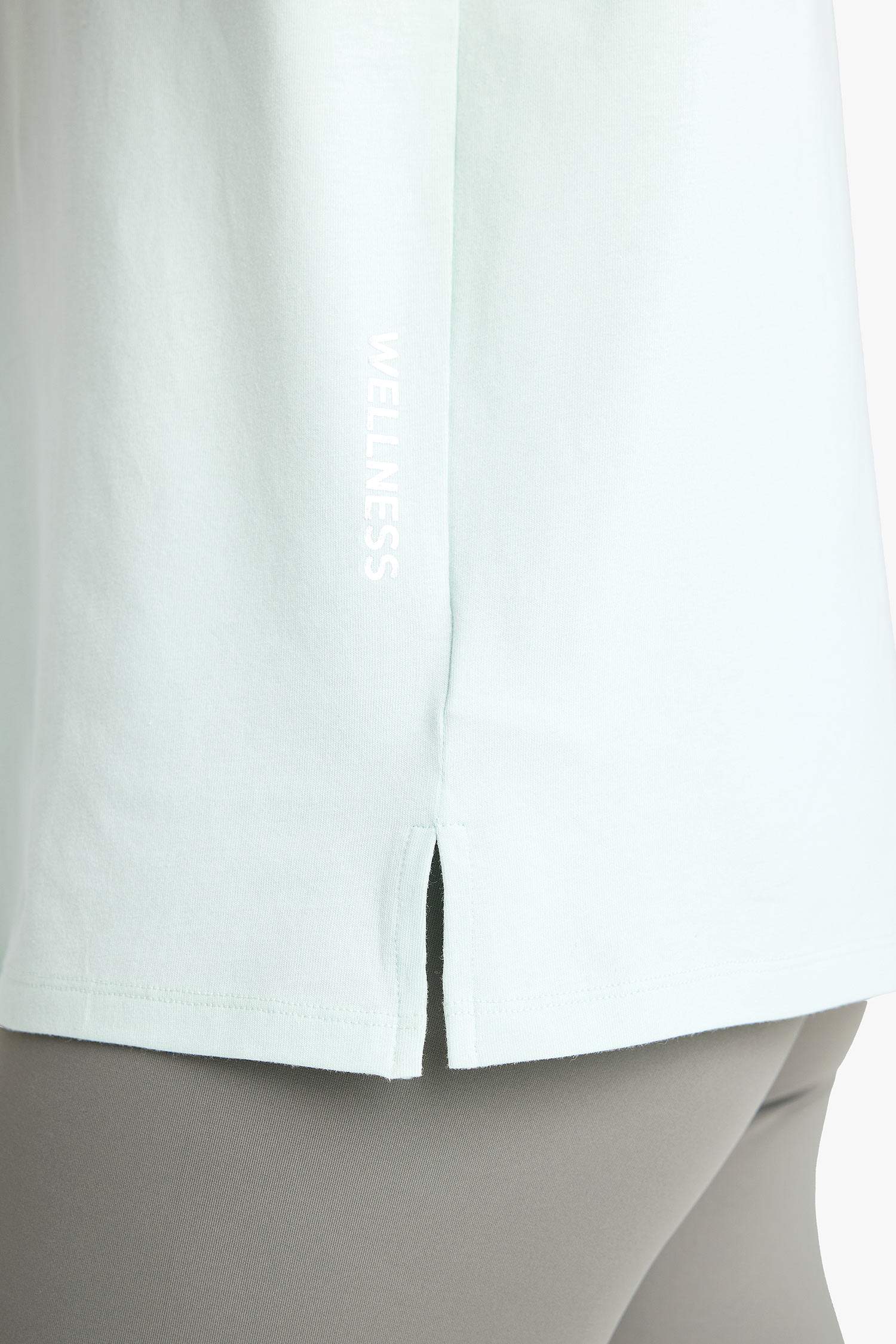 DeFactoFit Comfort Fit Crew Neck Basic Plain Sports Short Sleeve T-Shirt