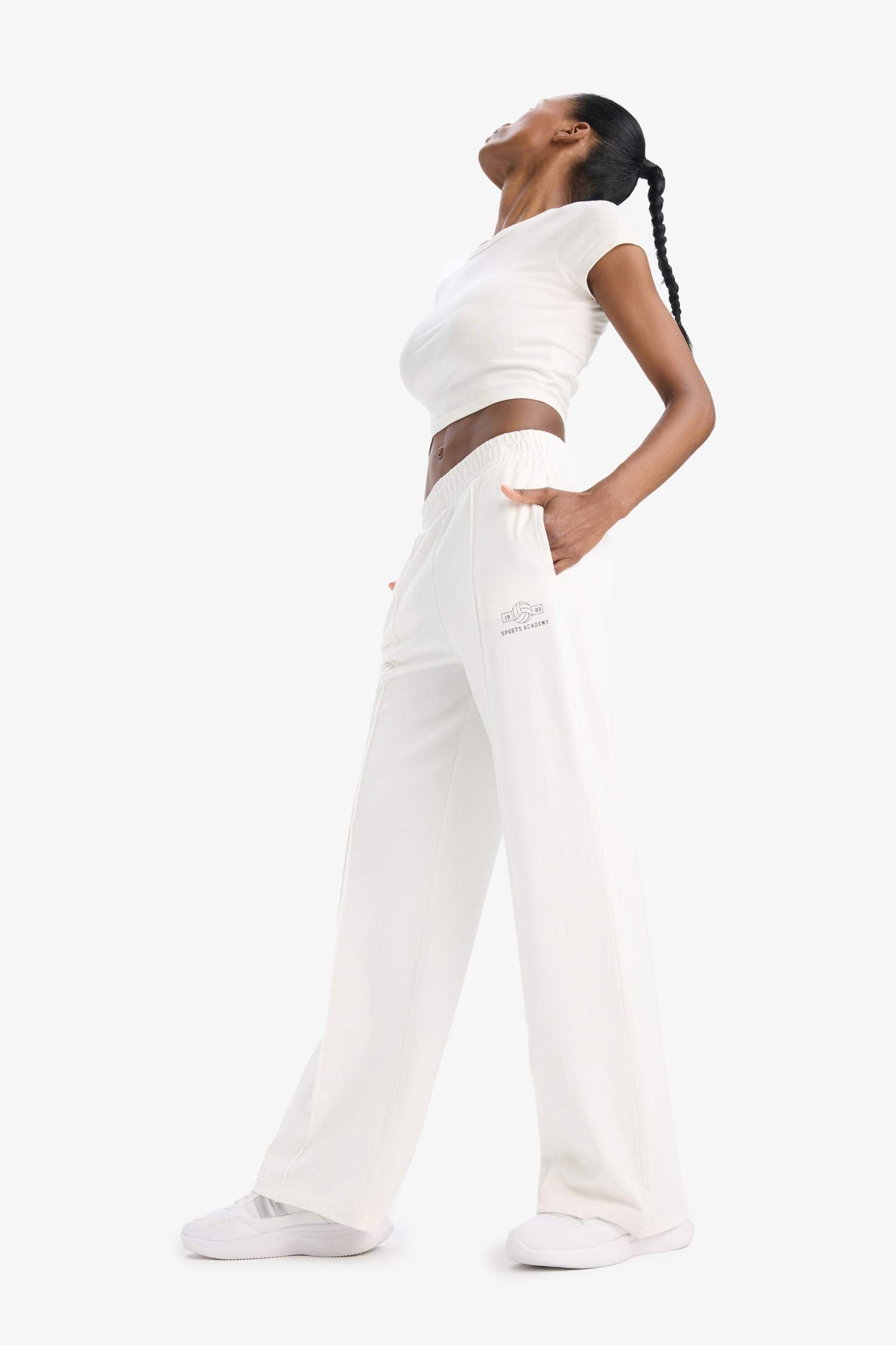 DeFactoFit Wide Leg Double Pocket Standard Length Sports Trousers