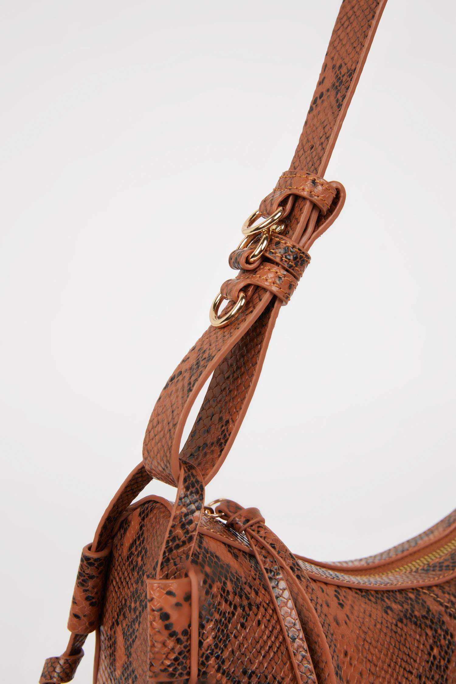 Women's Faux Leather Snake Skin Patterned Shoulder Bag