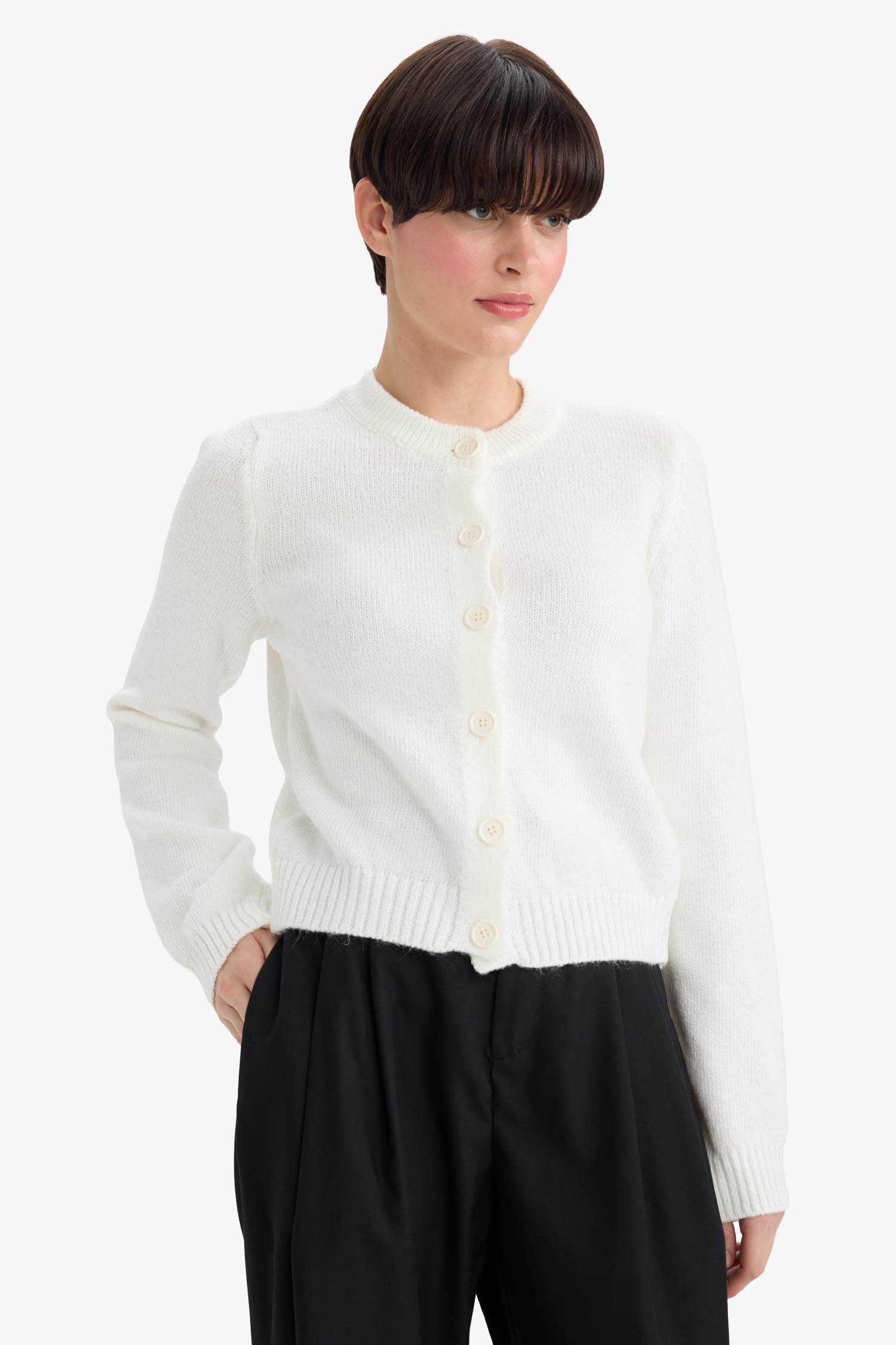 Regular Fit Crew Neck Basic Flat Buttoned Soft Touch Knit Cardigan