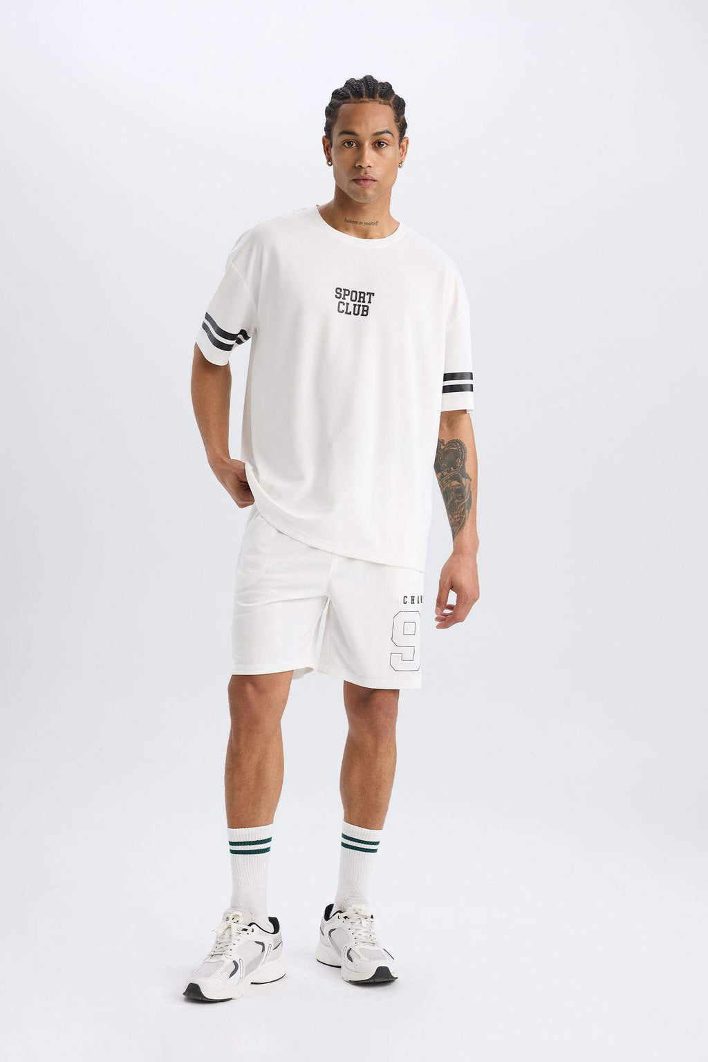 DeFactoFit Standard Fit Sports Shorts