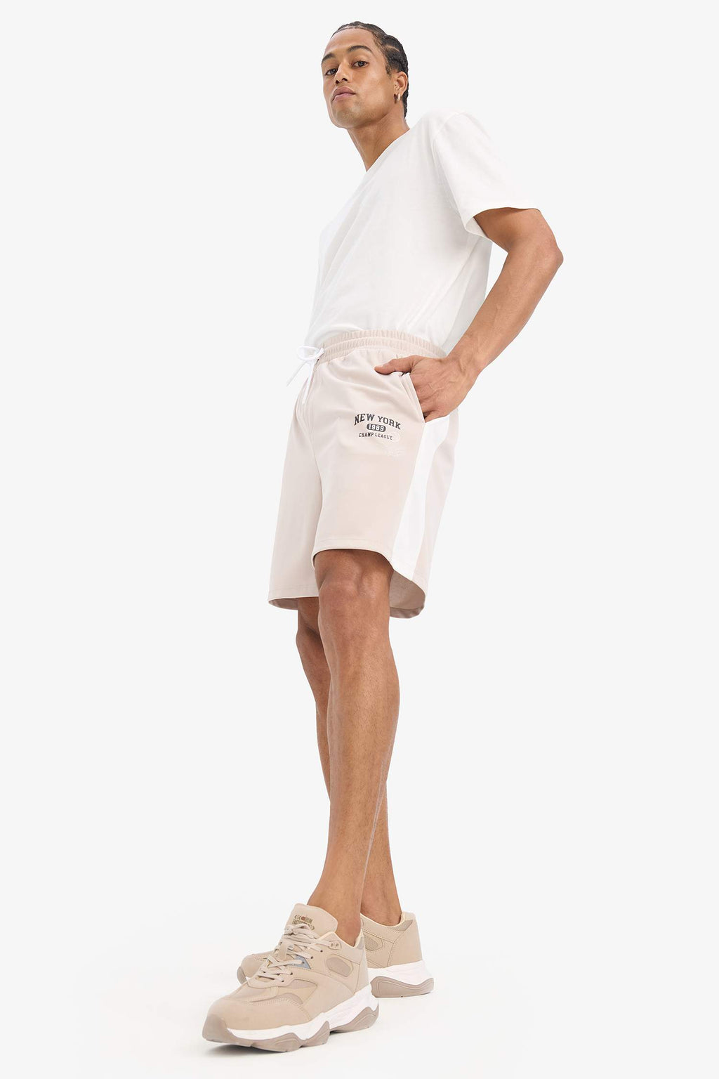 DeFactoFit Standard Fit Sports Shorts
