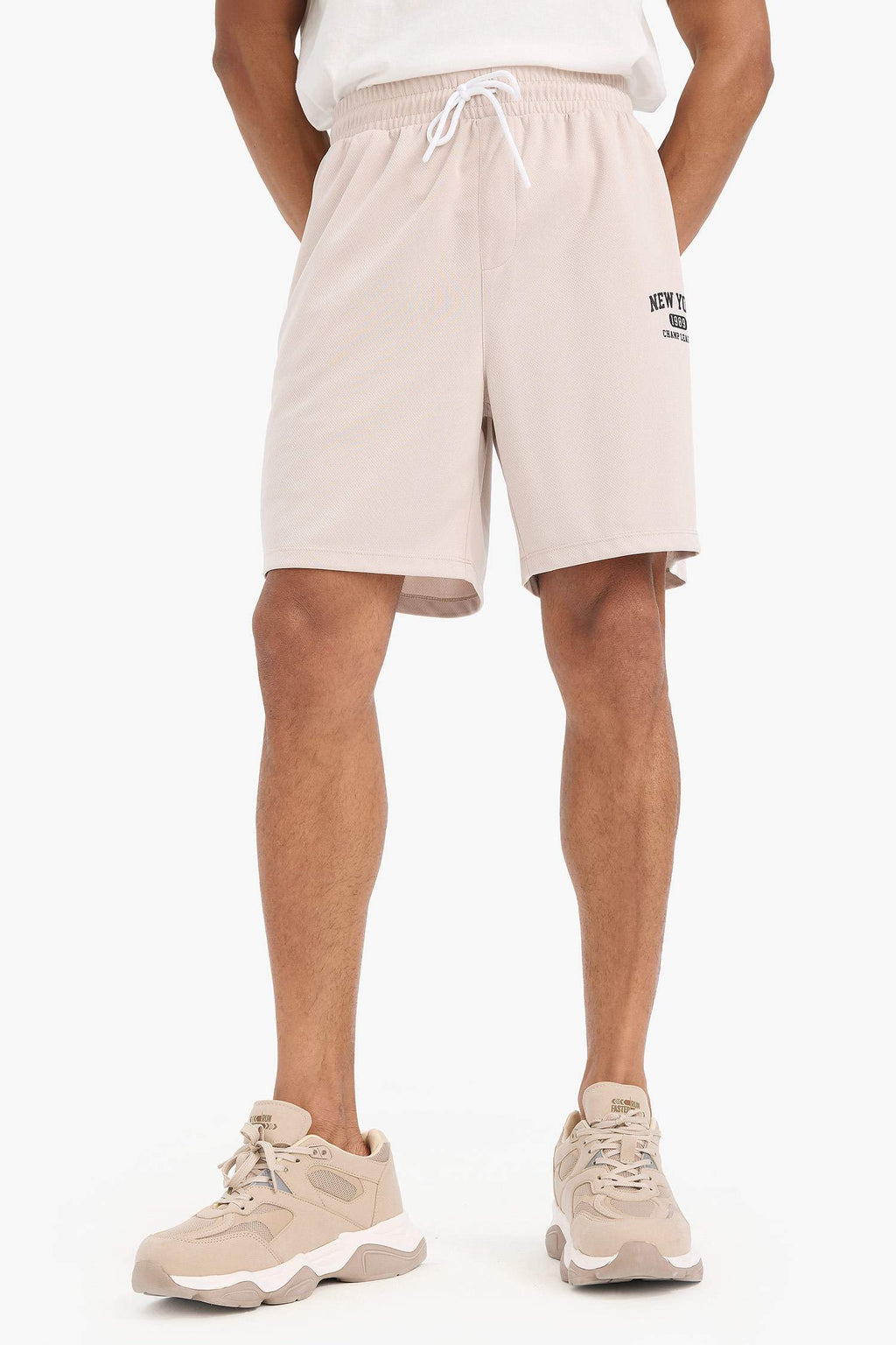 DeFactoFit Standard Fit Sports Shorts